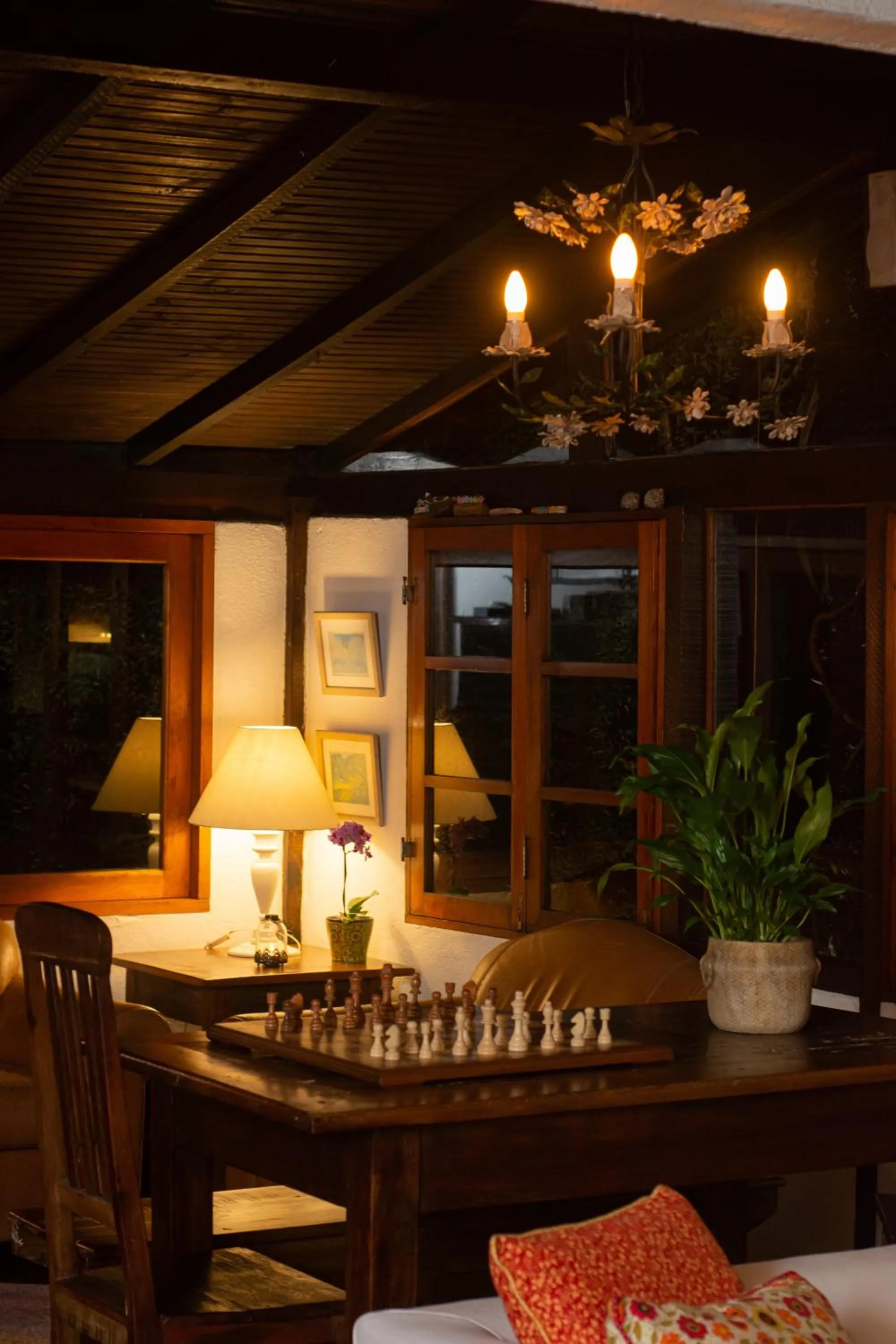 Living room in Pousada Casa Bonita