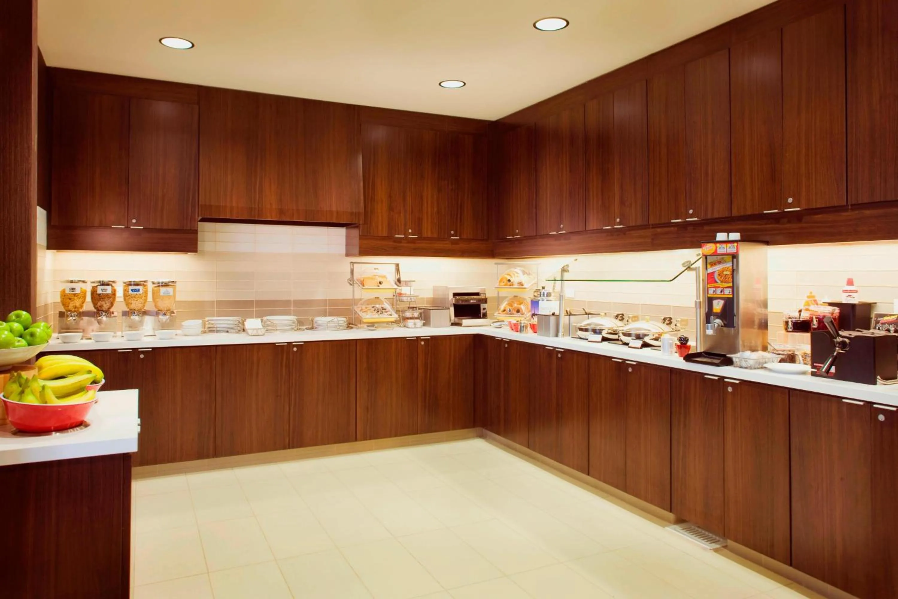 Breakfast in Residence Inn by Marriott Tustin Orange County