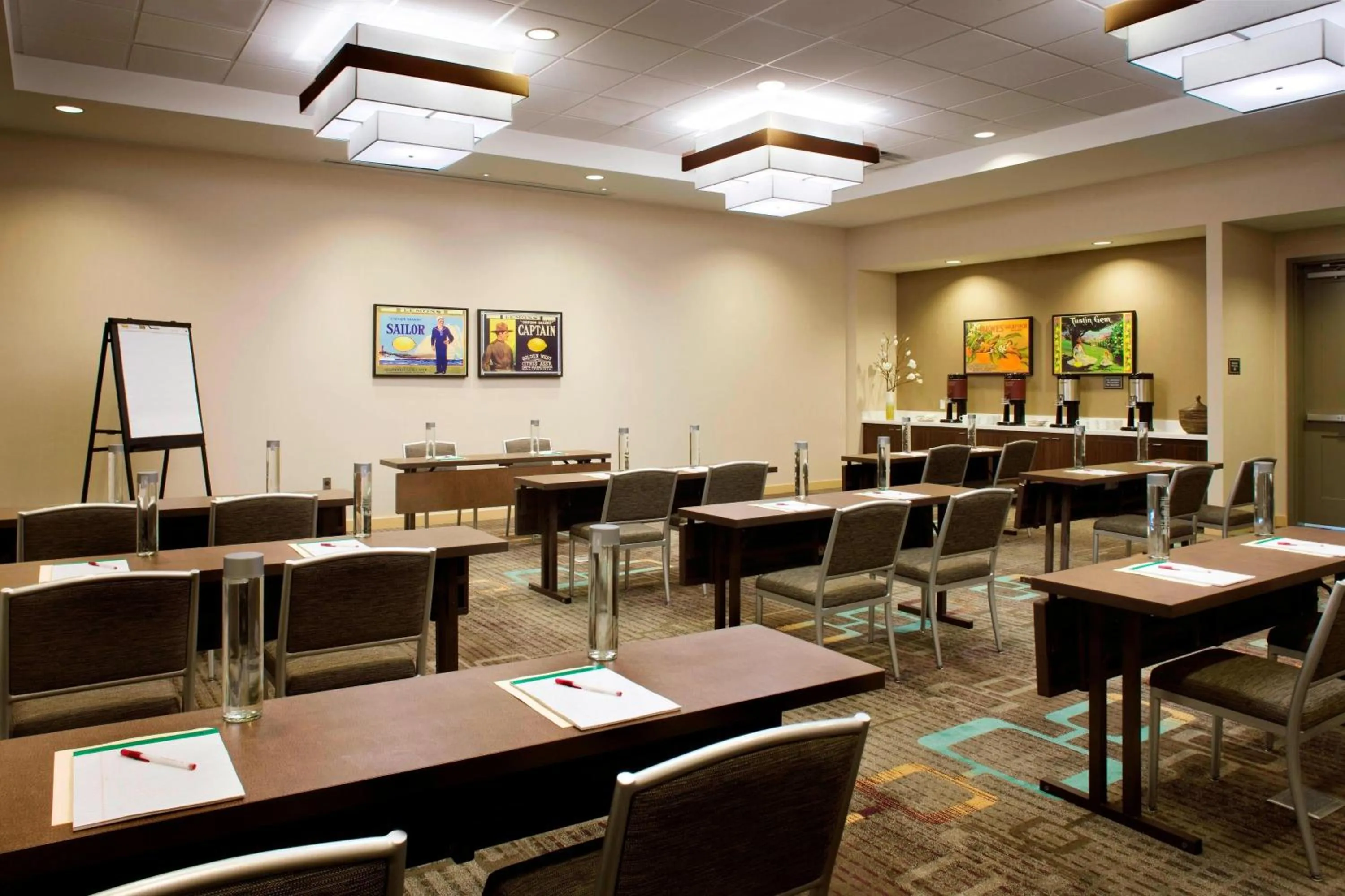 Meeting/conference room in Residence Inn by Marriott Tustin Orange County