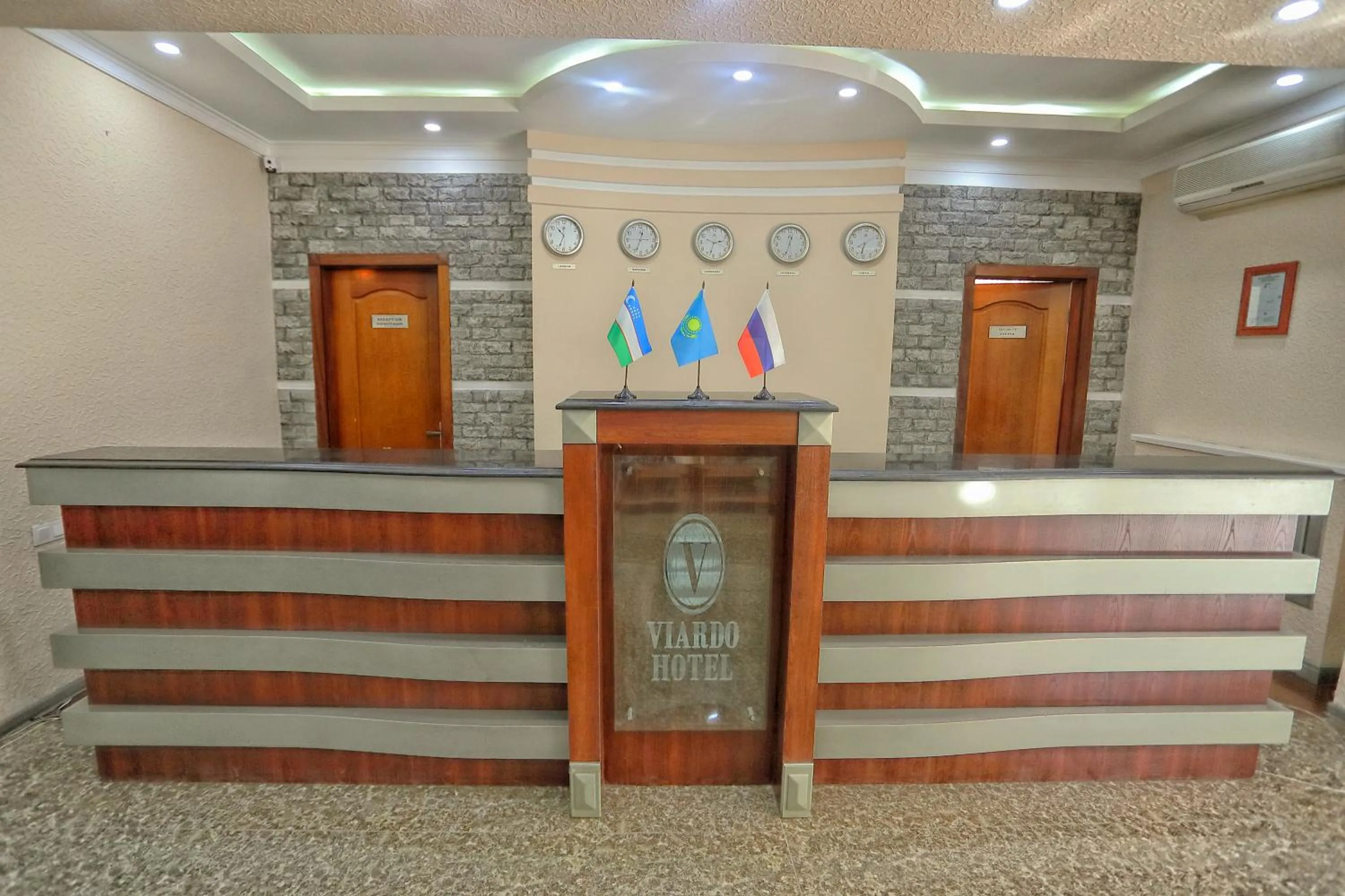 Lobby or reception in VIARDO Hotel