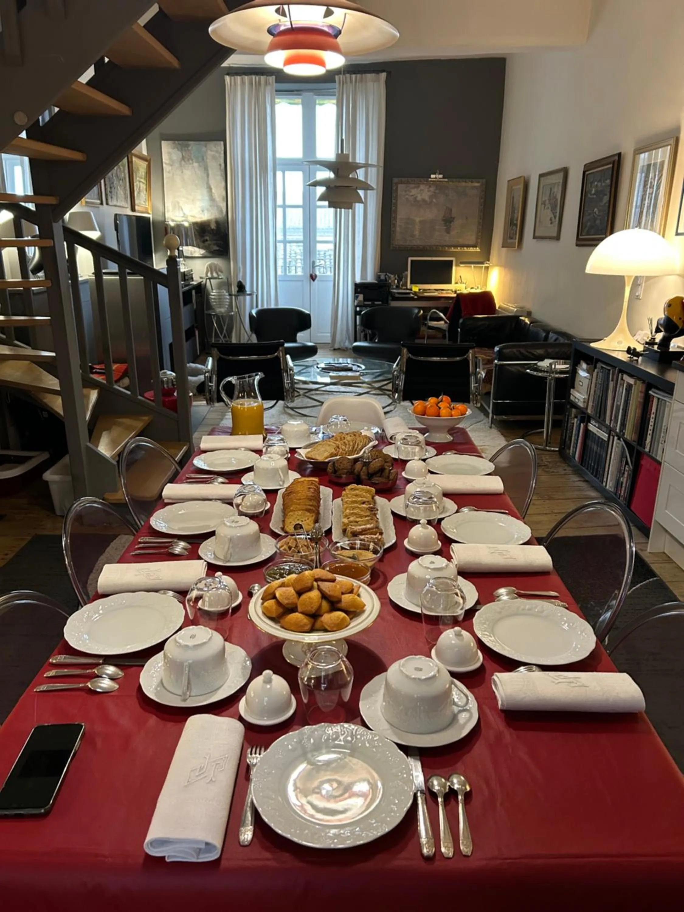 Breakfast in Les Chambres de L'Horloge