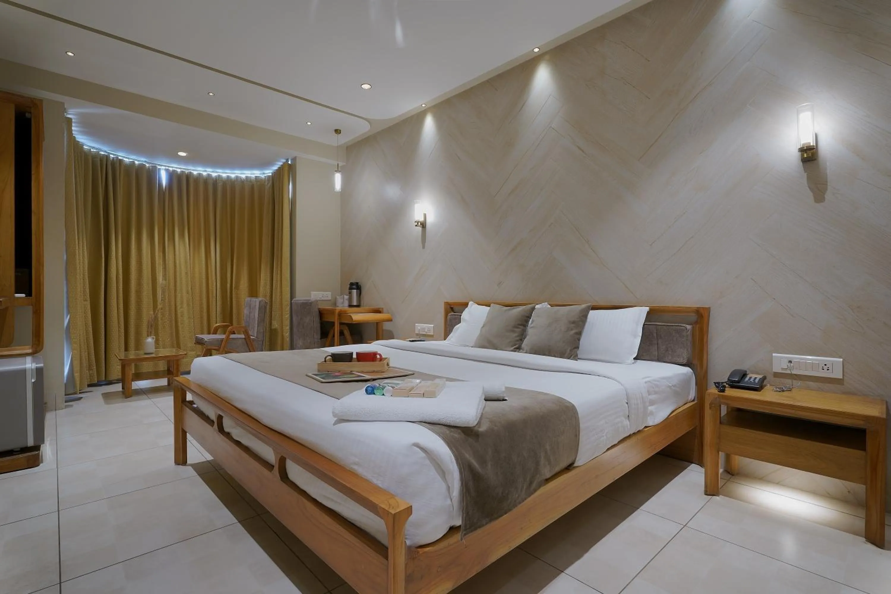 Bedroom, Bed in Artilla Inn