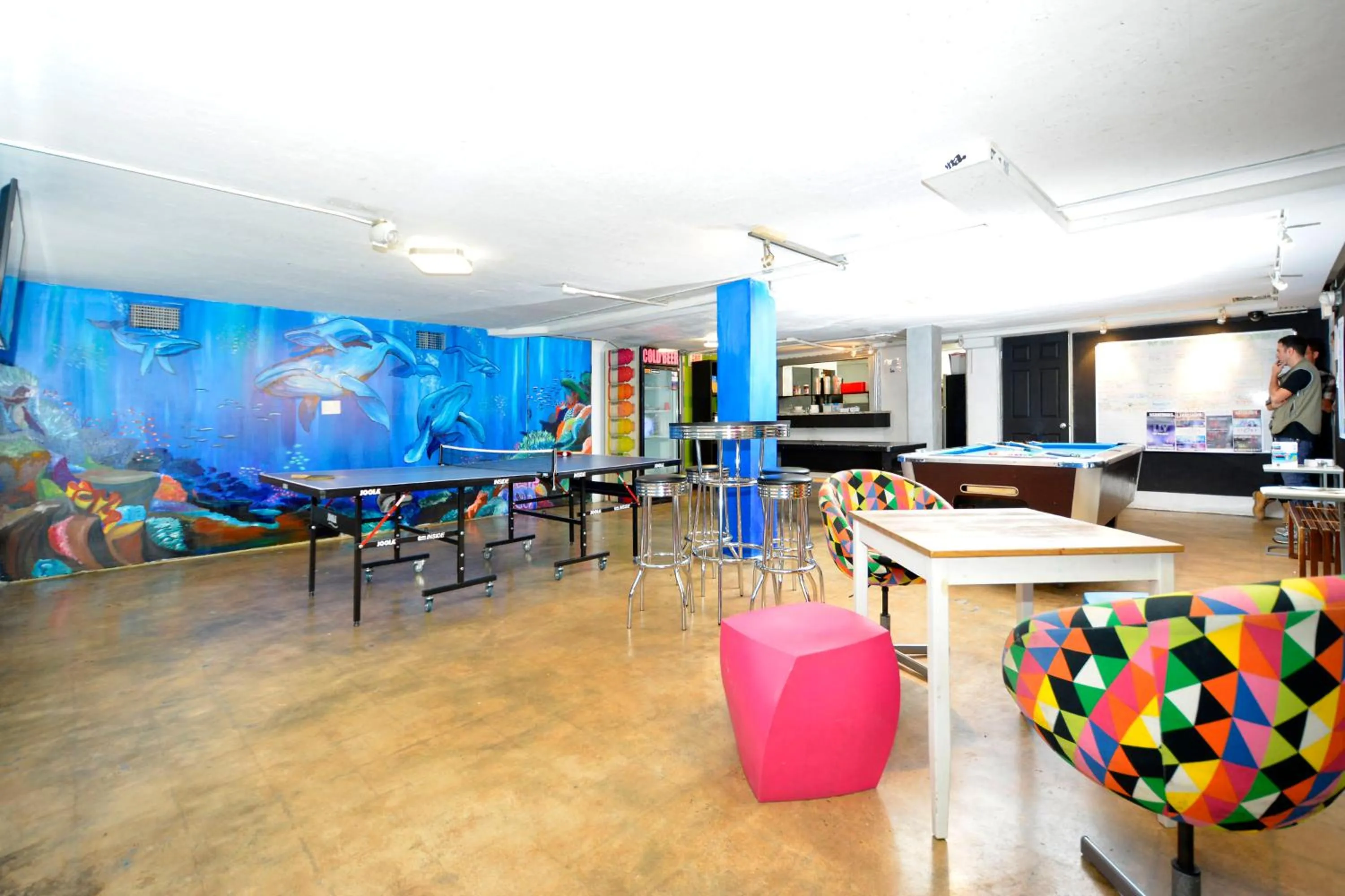 Kitchen or kitchenette in South Beach Rooms and Hostel