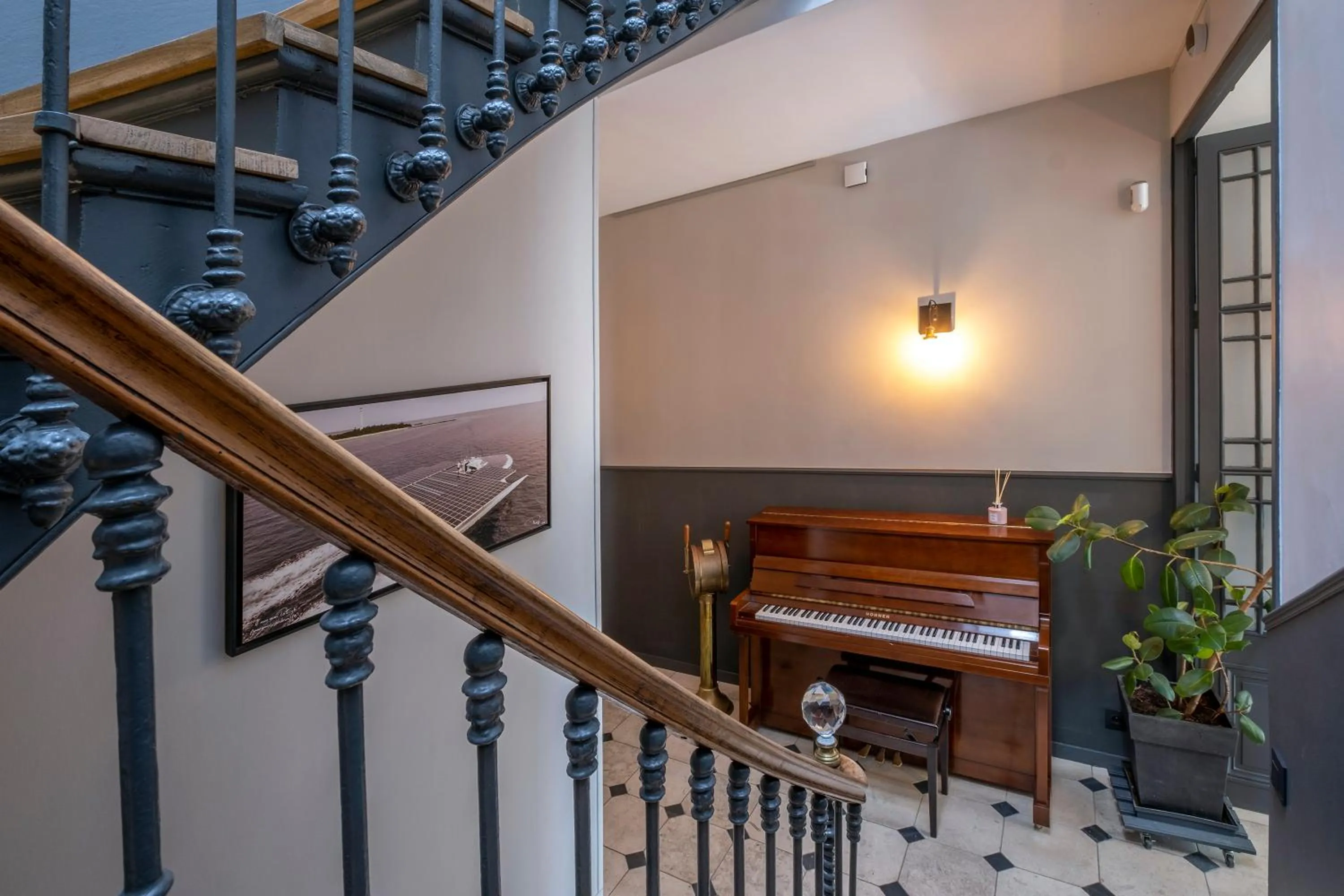 Property building in Escale Rochelaise B&B, SPA bain nordique et sauna tonneau