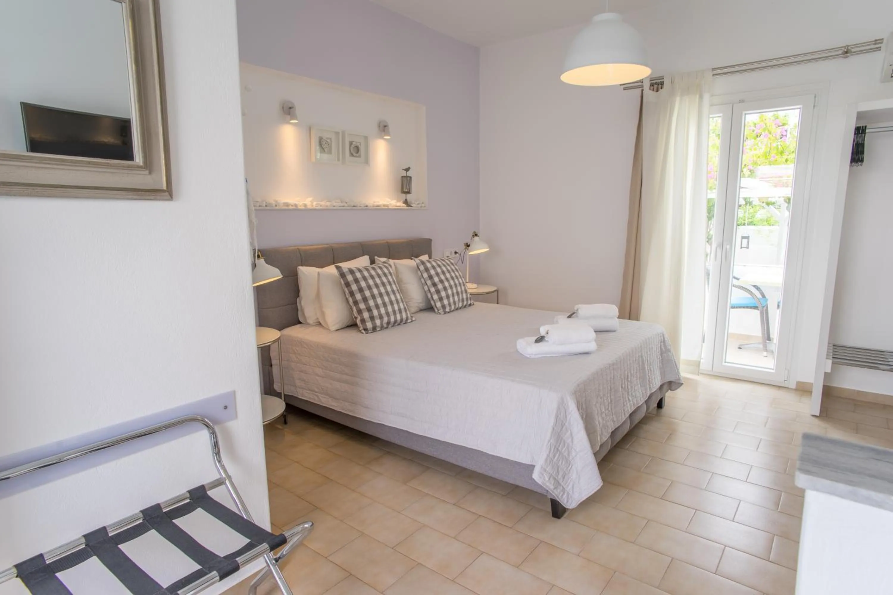 Bed in Cyclades Studios