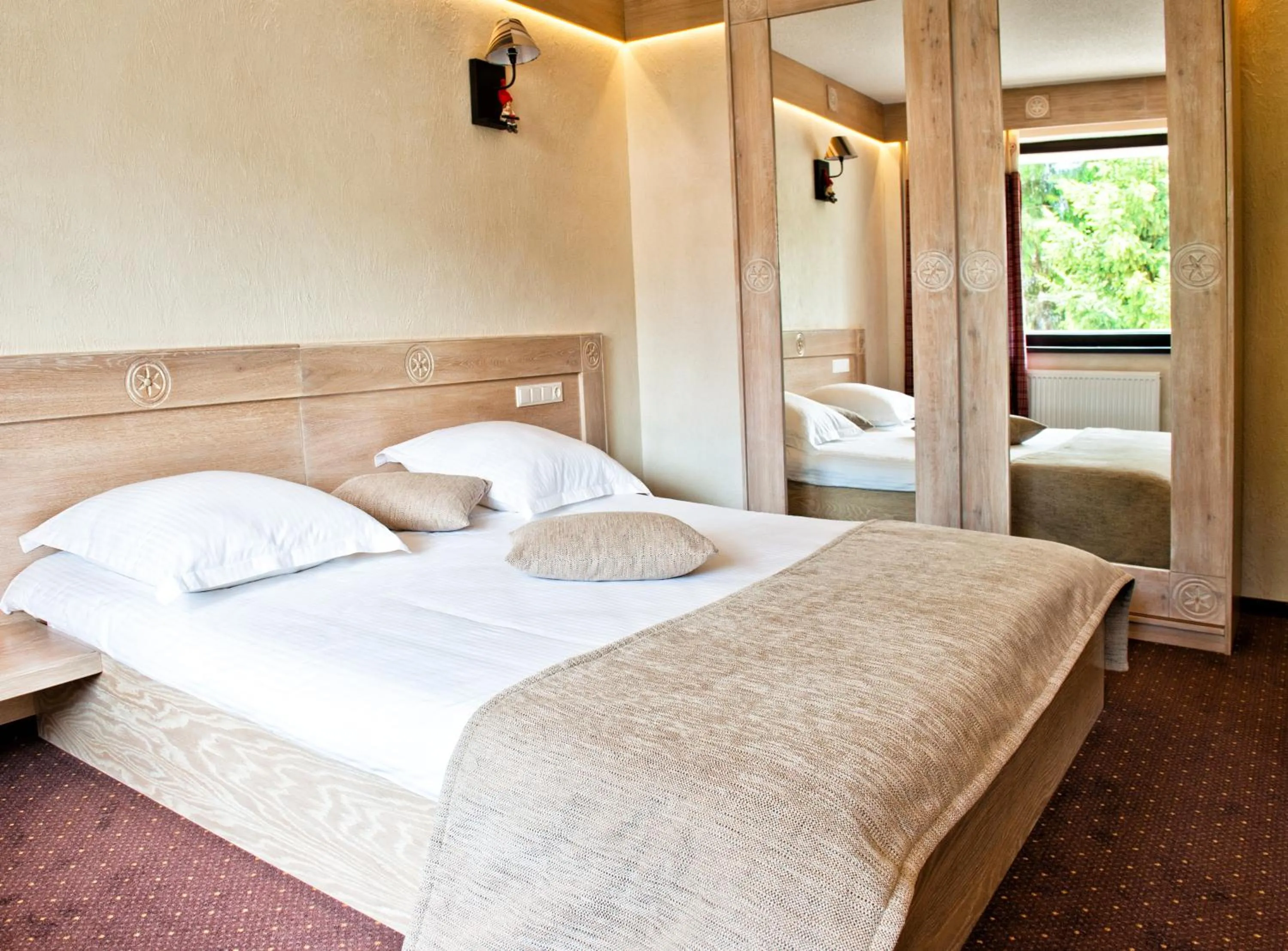 Bed in Domeniul Dornei