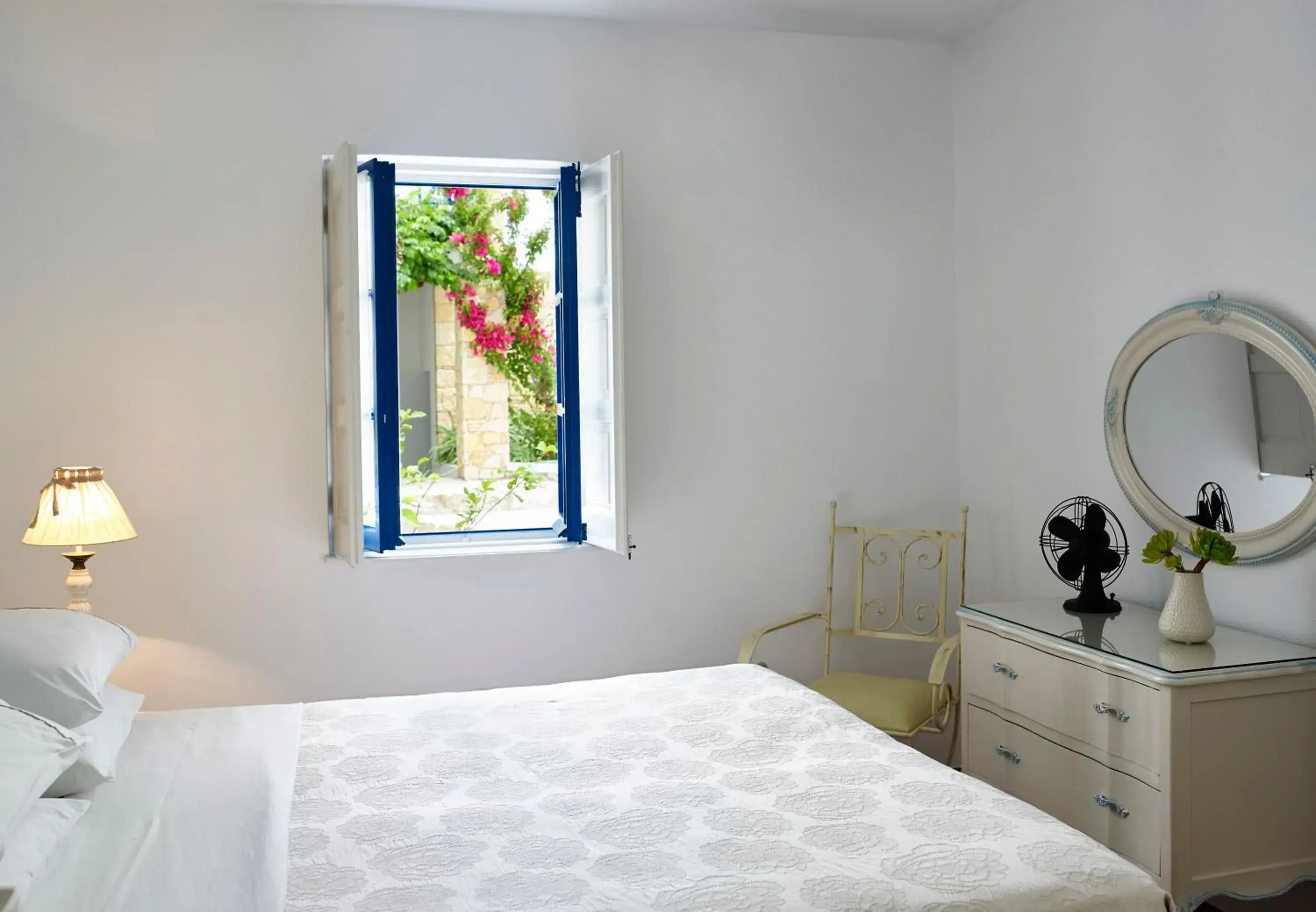 Standard Suite in Folegandros Apartments Standard Suite in Folegandros Apartments