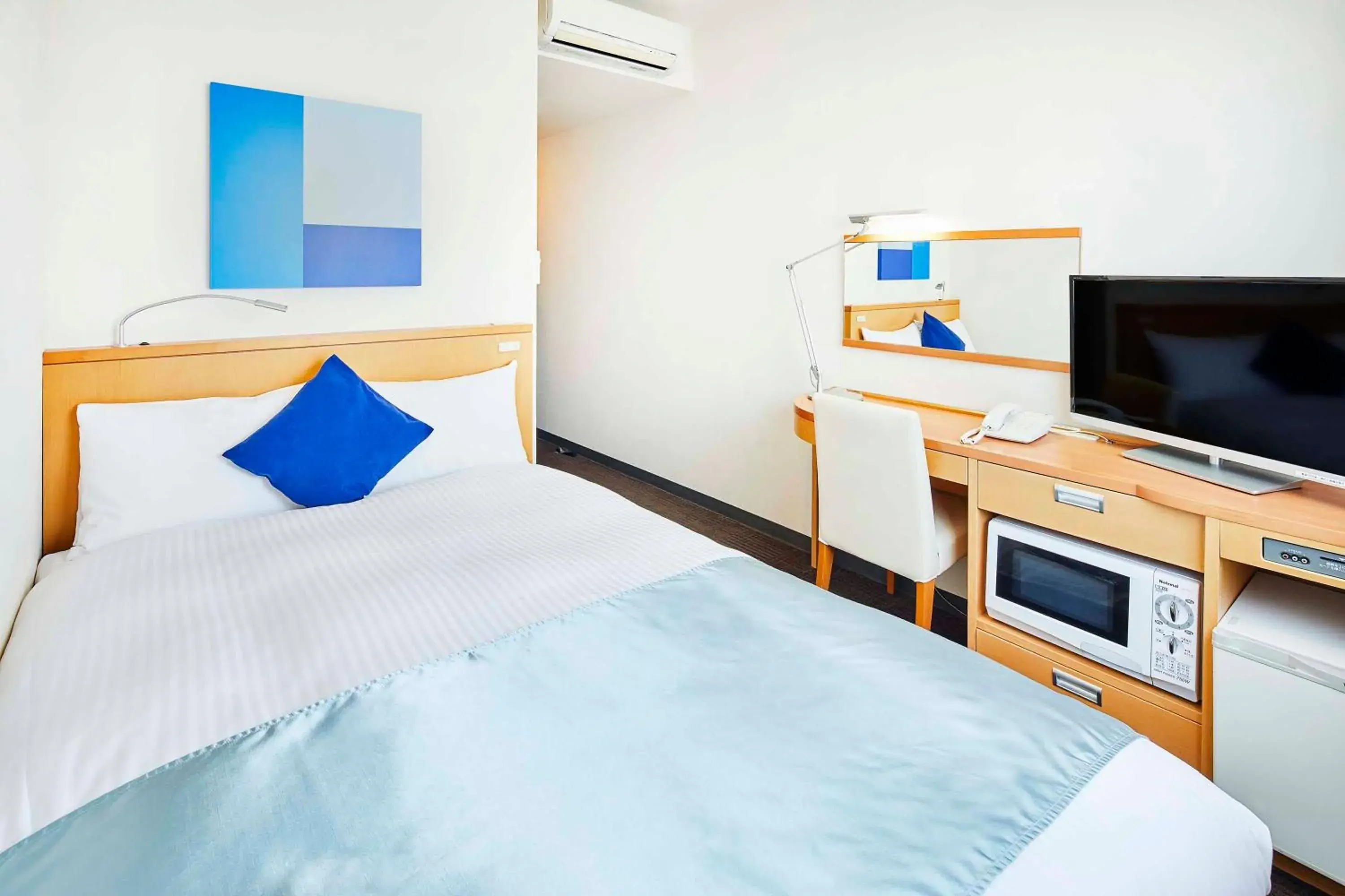 Single Room - Smoking in Hotel Lumiere Nishikasai Single Room - Smoking in Hotel Lumiere Nishikasai