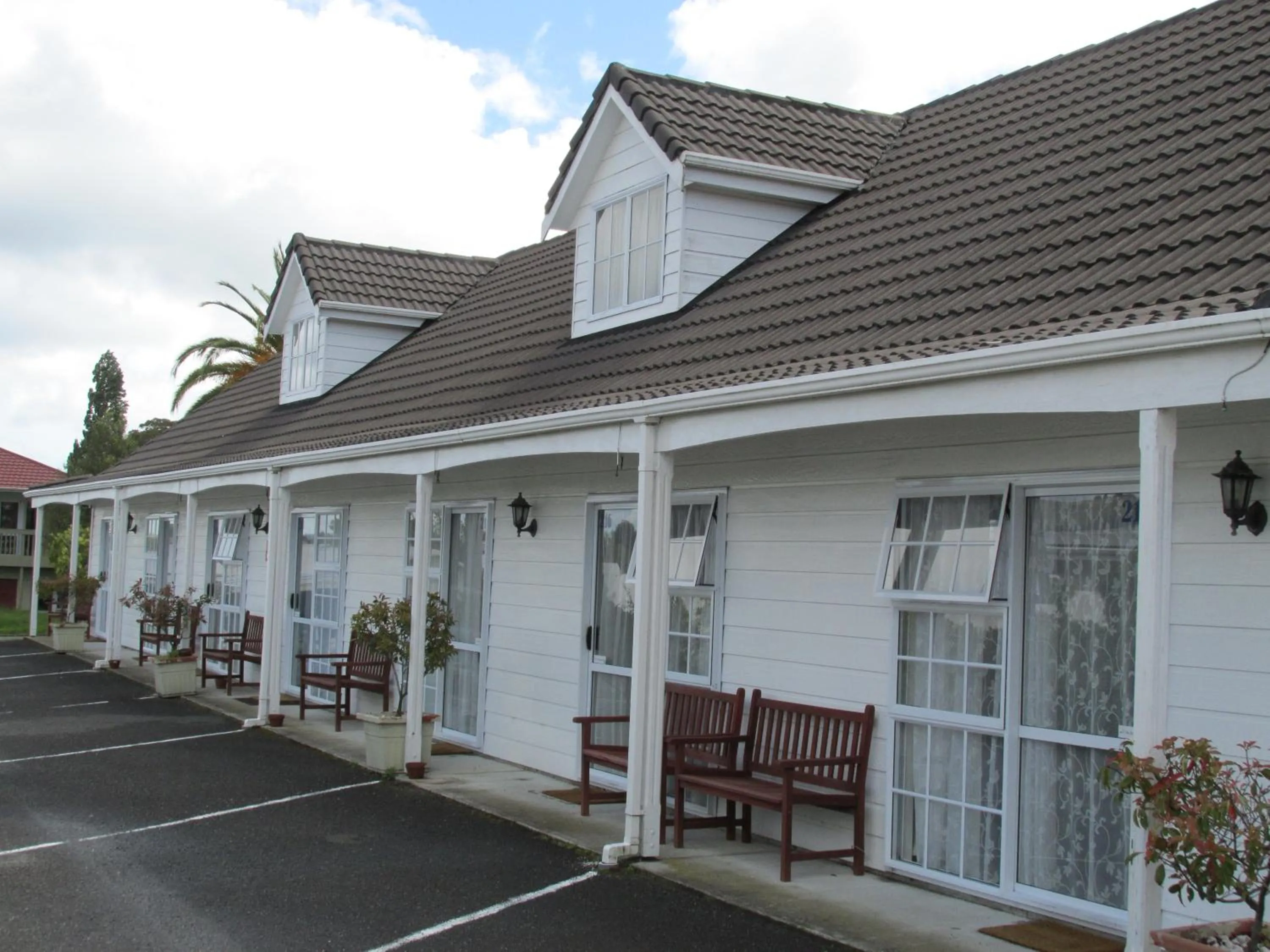 Malones Spa Motel