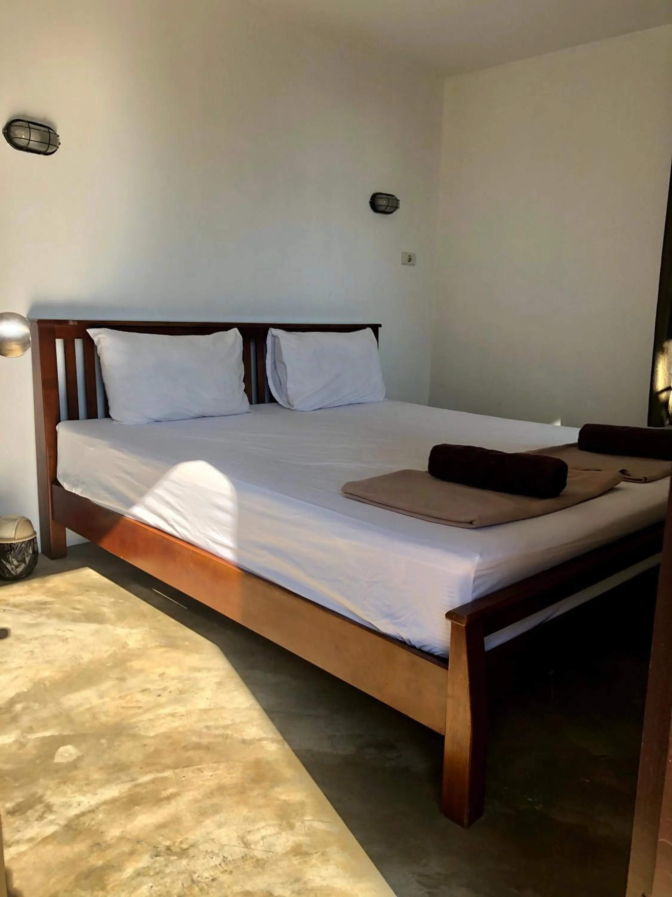 Bed in Paradise Cottage