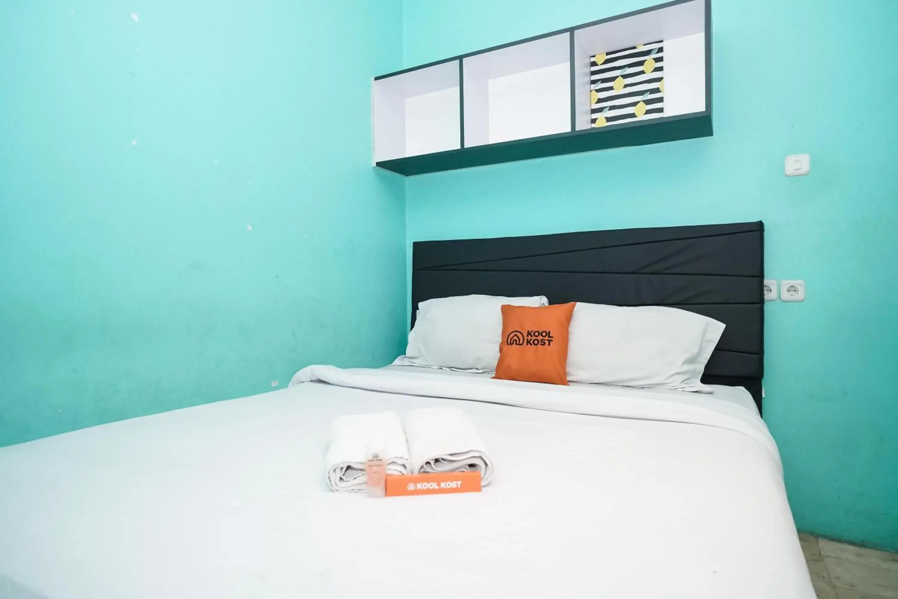 Bedroom, Bed in KoolKost near Universitas BINUS Anggrek Bedroom, Bed in KoolKost near Universitas BINUS Anggrek