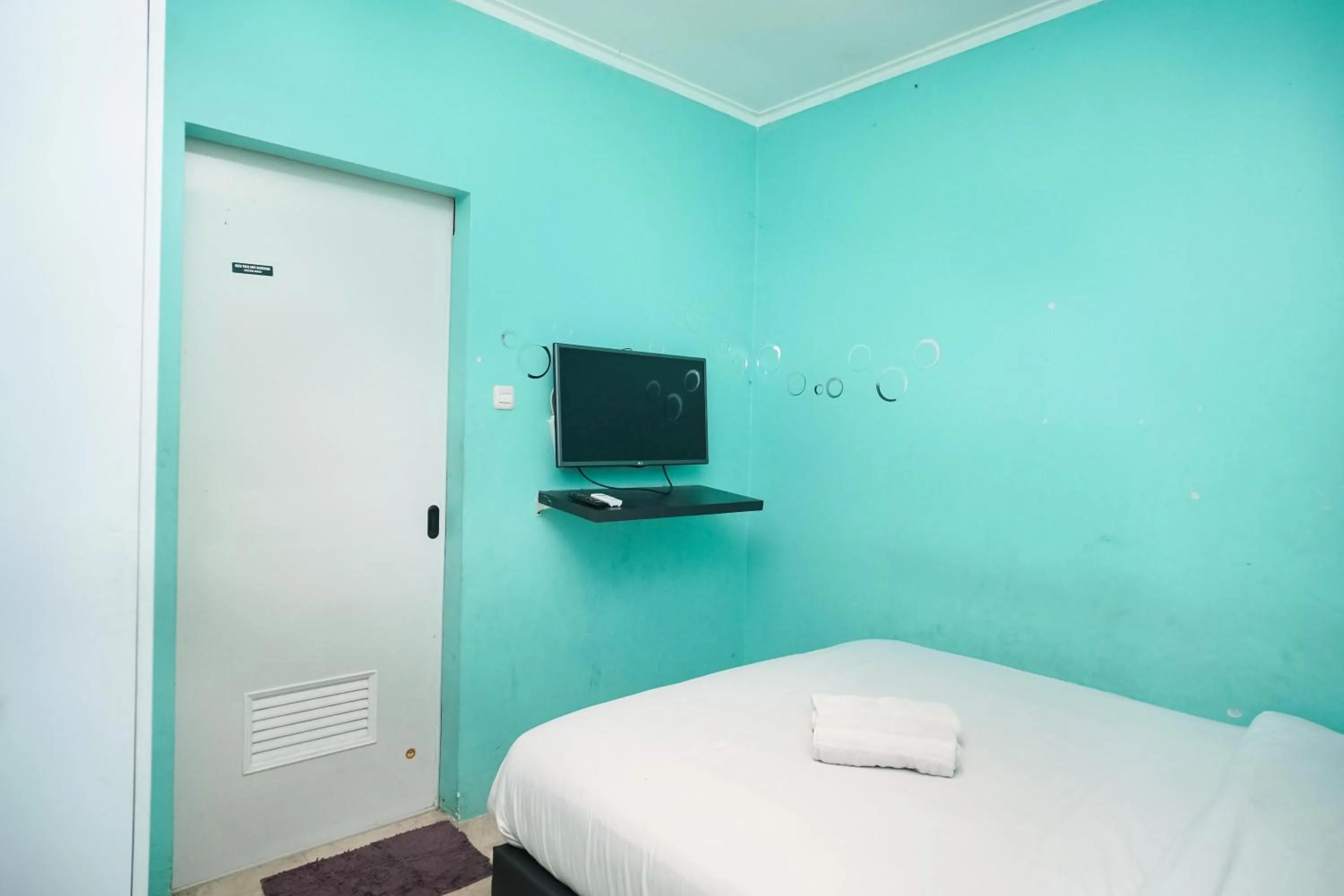 Bedroom, Bed in KoolKost near Universitas BINUS Anggrek