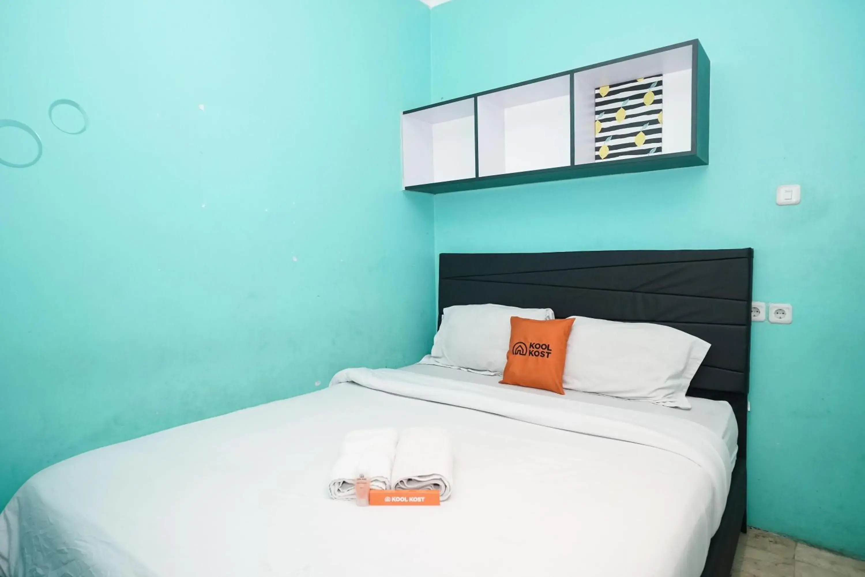 Bedroom, Bed in KoolKost near Universitas BINUS Anggrek Bedroom, Bed in KoolKost near Universitas BINUS Anggrek