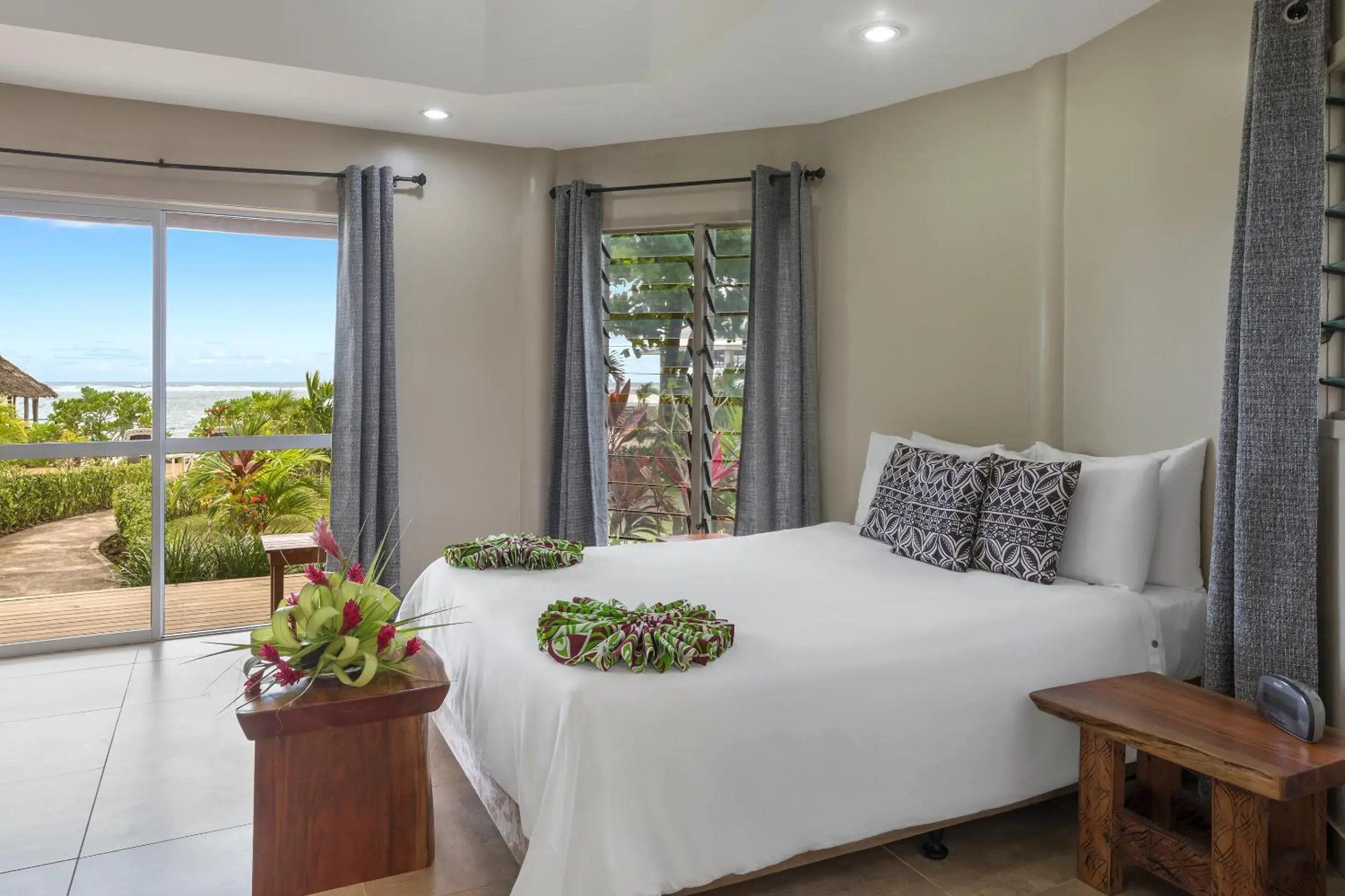 Bed in Saletoga Sands Resort & Spa Bed in Saletoga Sands Resort & Spa