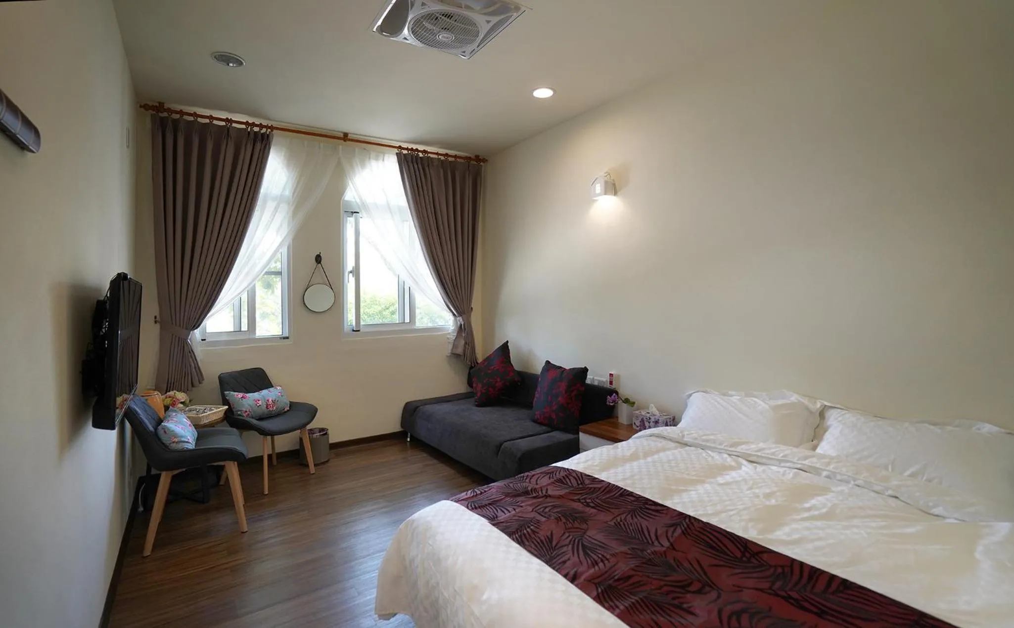 Bed in SunSweet House