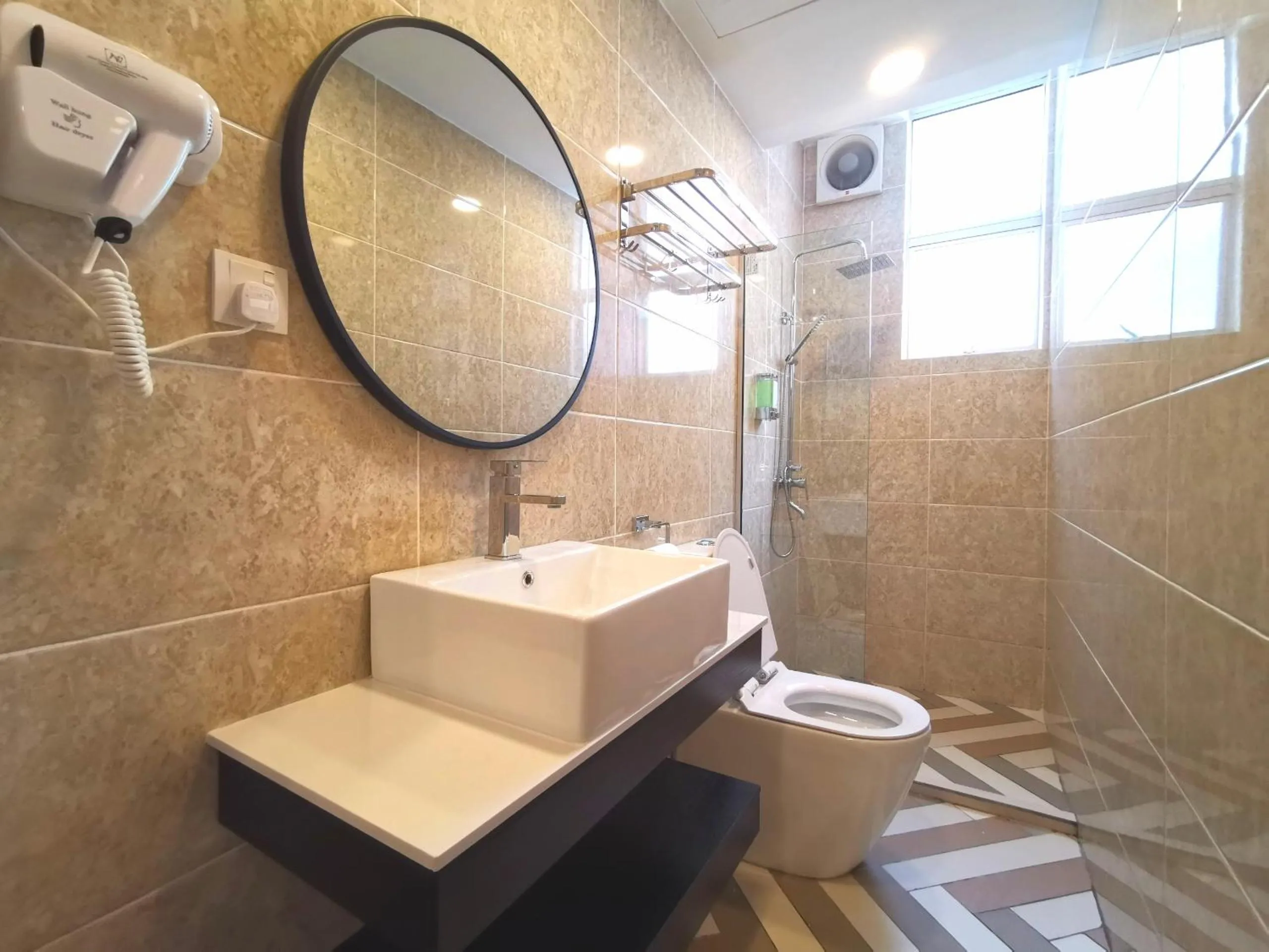 Shower in HotSpot @ City Centre by SSVC