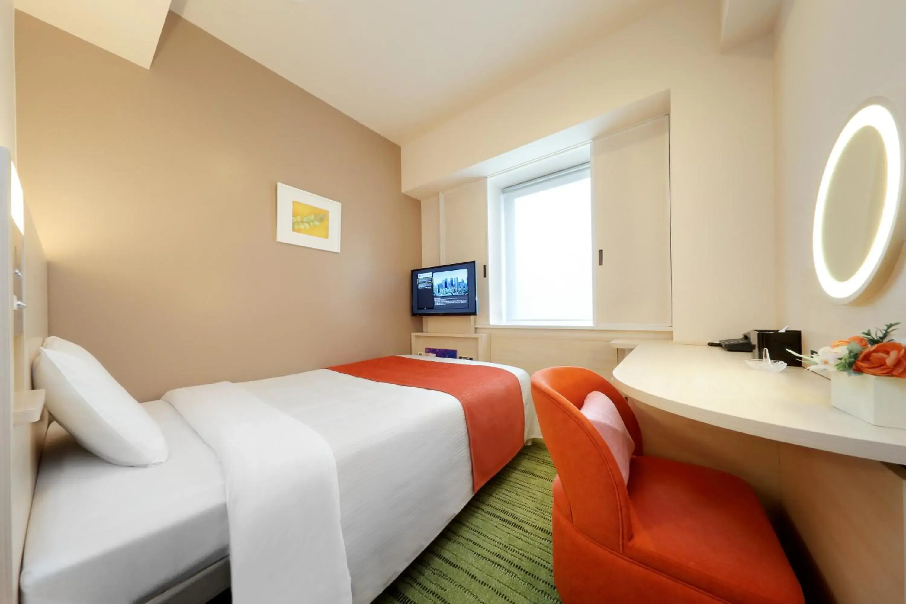 Photo of the whole room, Bed in Keio Presso Inn Gotanda Photo of the whole room, Bed in Keio Presso Inn Gotanda