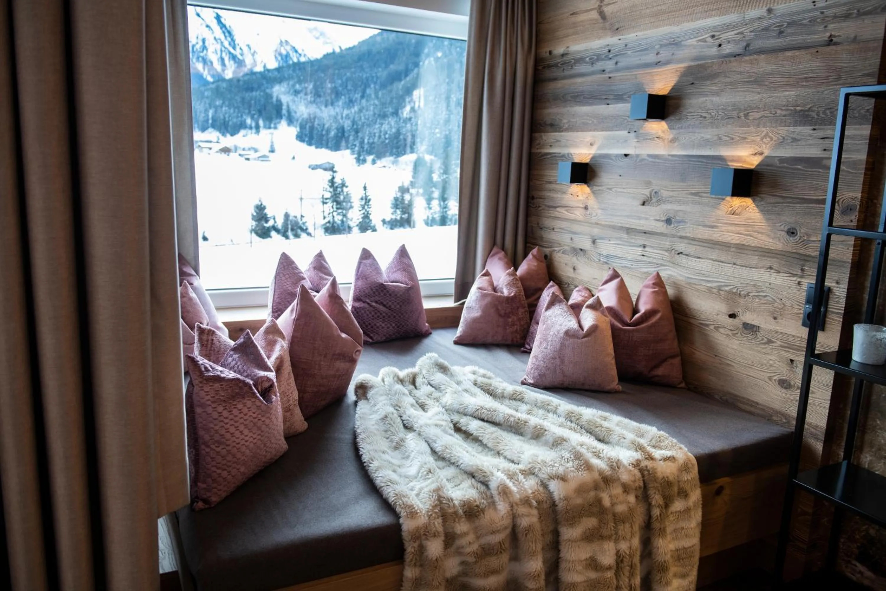 Natural landscape, Bed in Wohlfühlhotel Innertalerhof