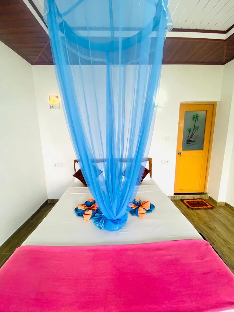 Bed in Pleasant Peak