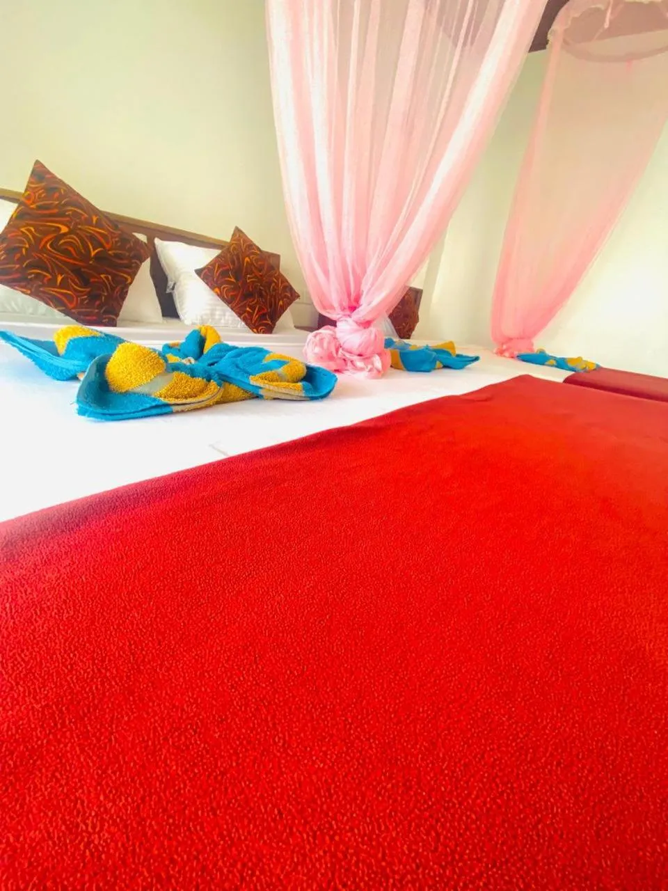 Bed in Pleasant Peak