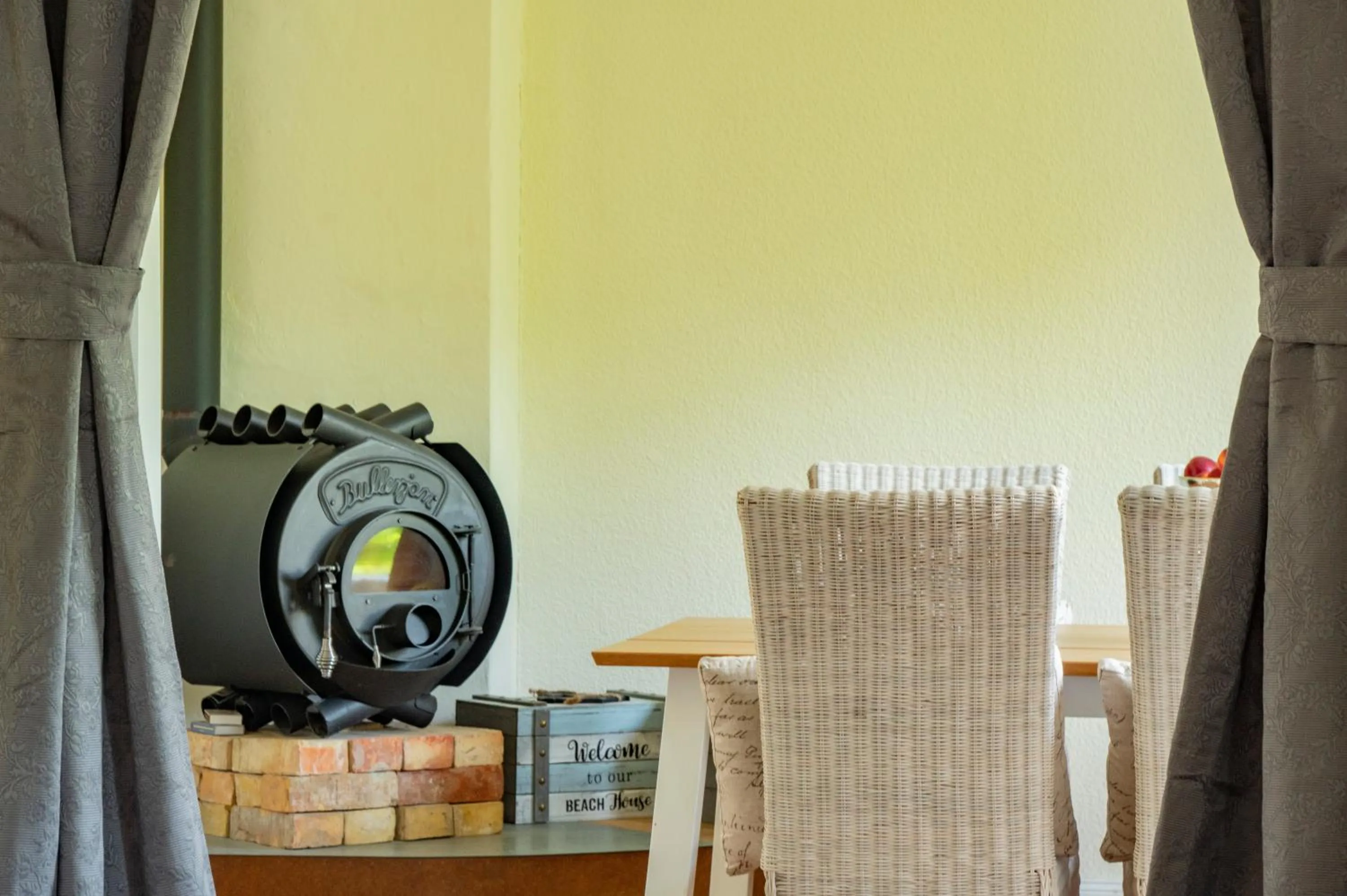 Photo of the whole room in Dieksee-Eck am See