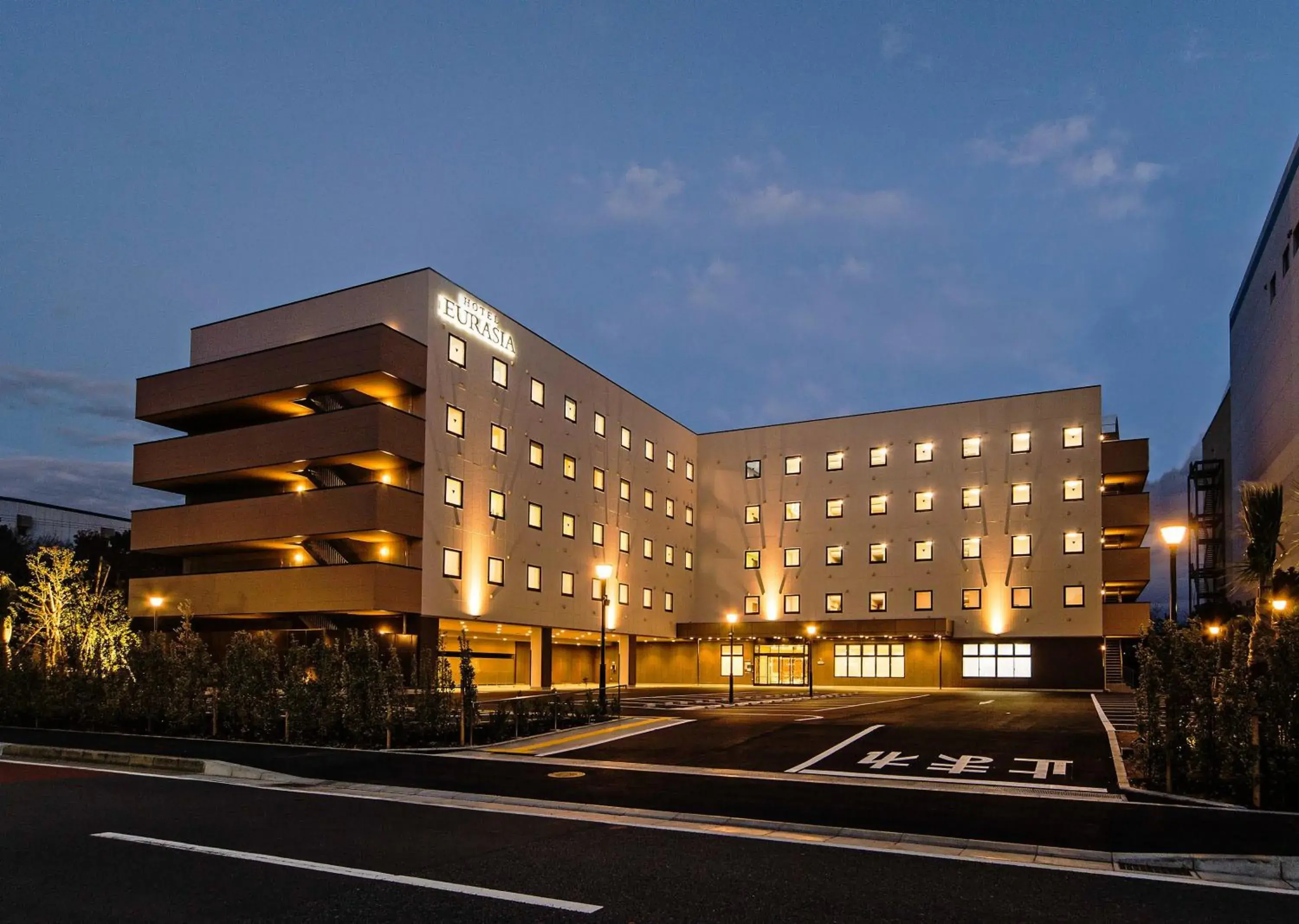 Property building in HOTEL EURASIA MAIHAMA ANNEX Property building in HOTEL EURASIA MAIHAMA ANNEX