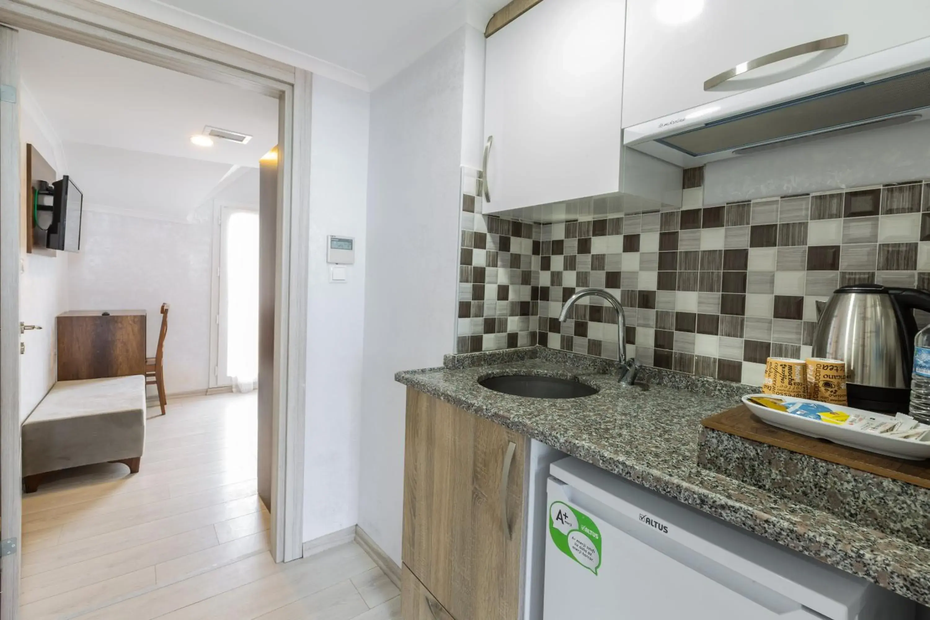 Budget Twin Room in Alya Hotel Budget Twin Room in Alya Hotel