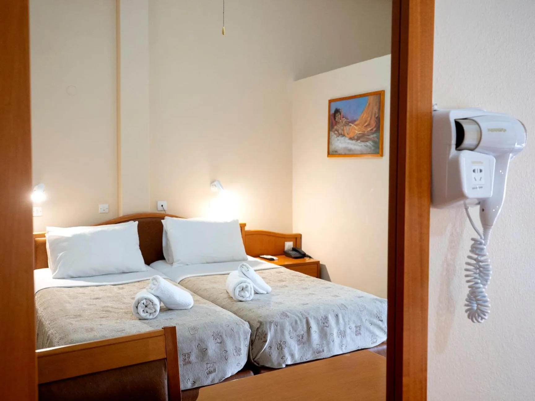 Photo of the whole room, Bed in Sappho Hotel