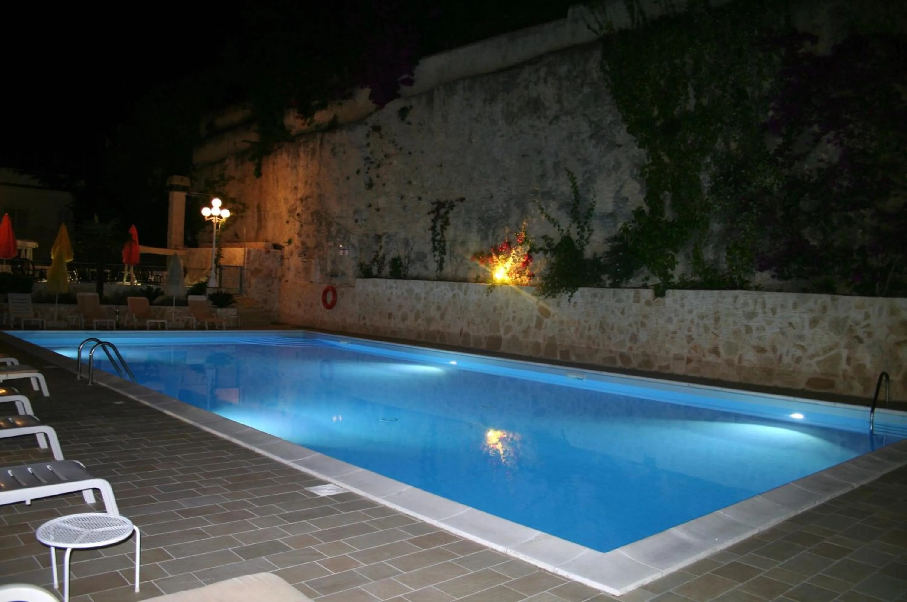 Pool view in Hotel Timiama