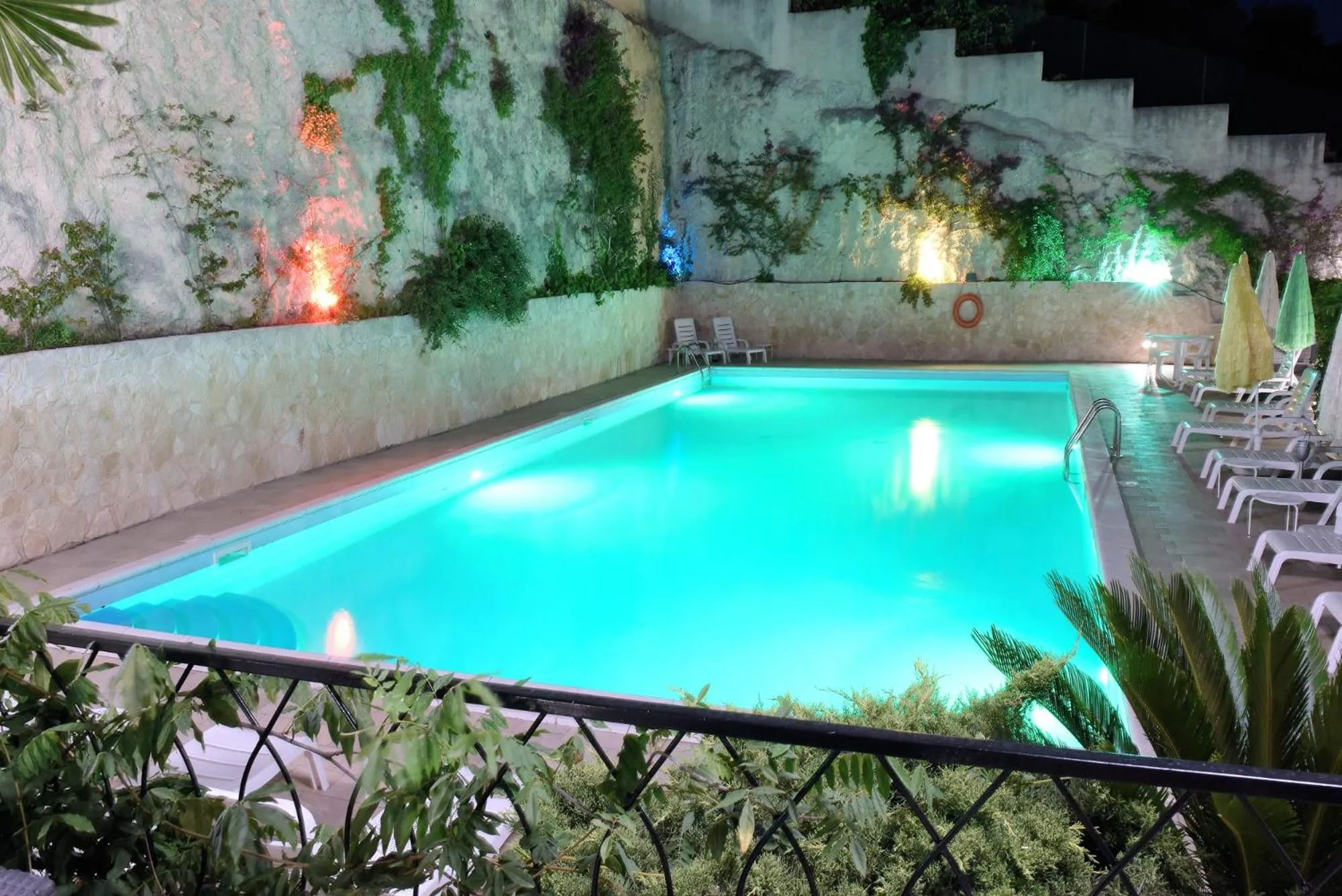 Pool view in Hotel Timiama