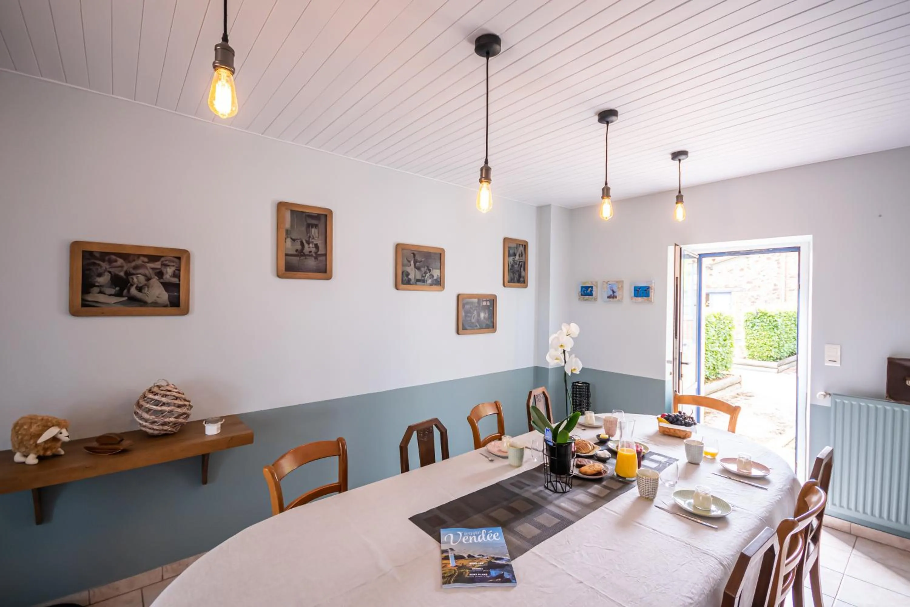 Food in Le DOMAINE DES ECOLIERS B&B