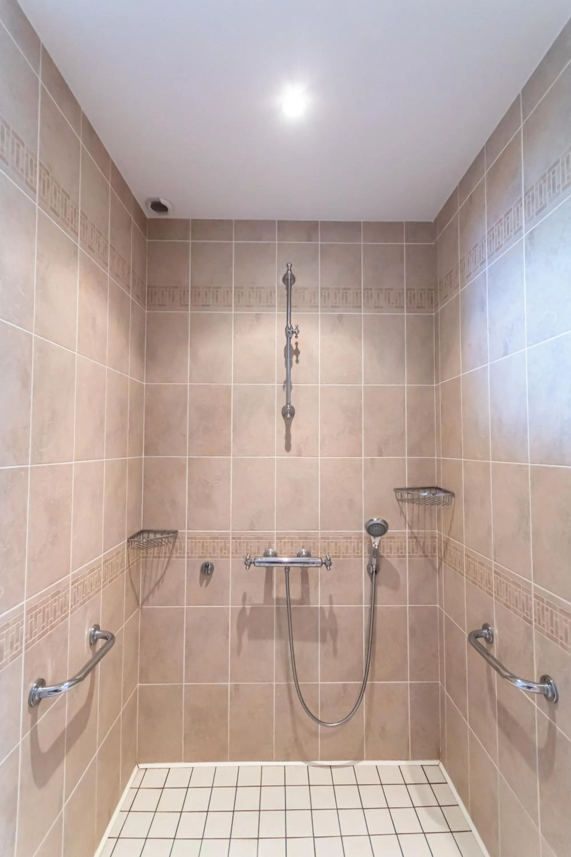 Toilet in Le DOMAINE DES ECOLIERS B&B