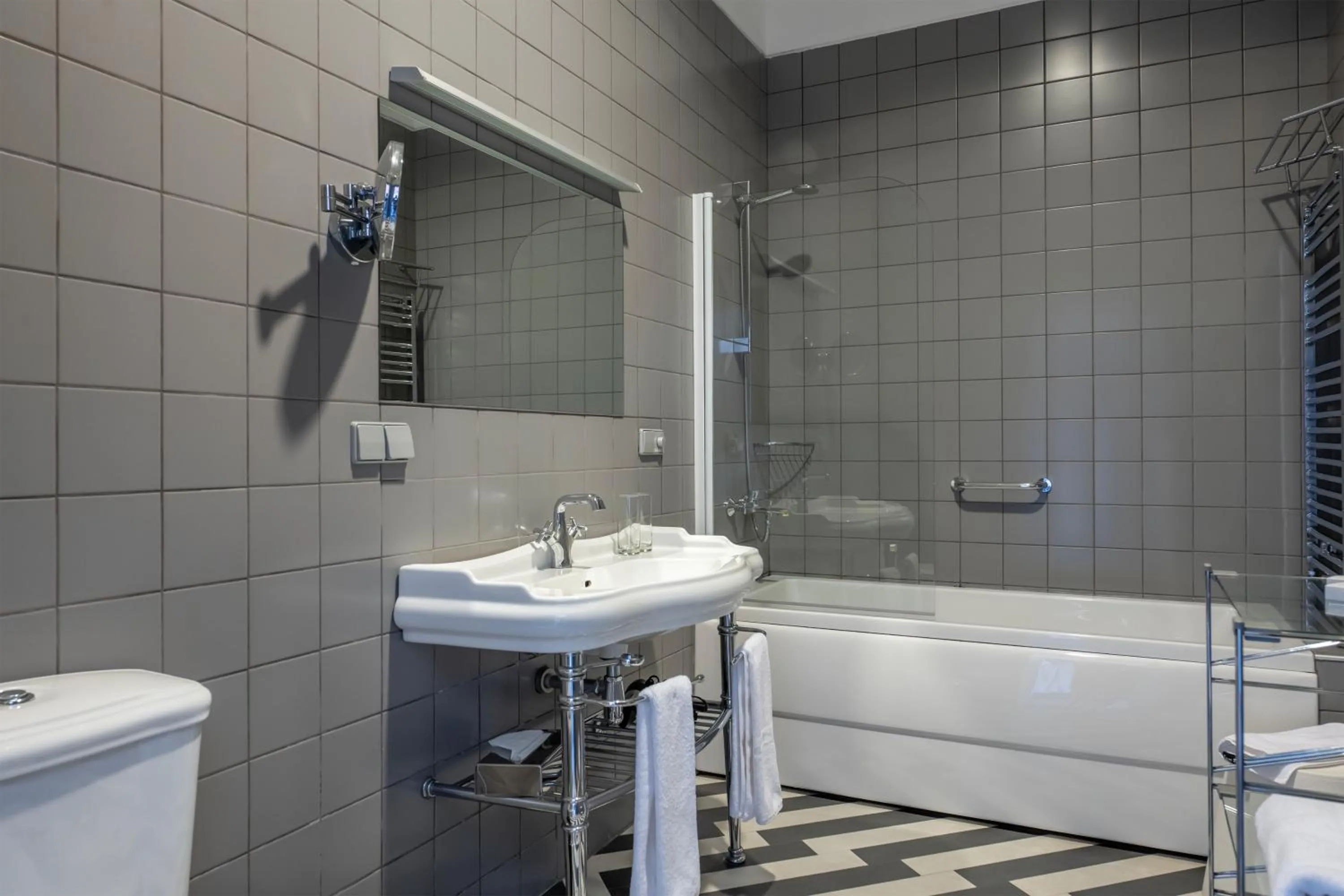 Shower in Kabadoni Boutique Hotel