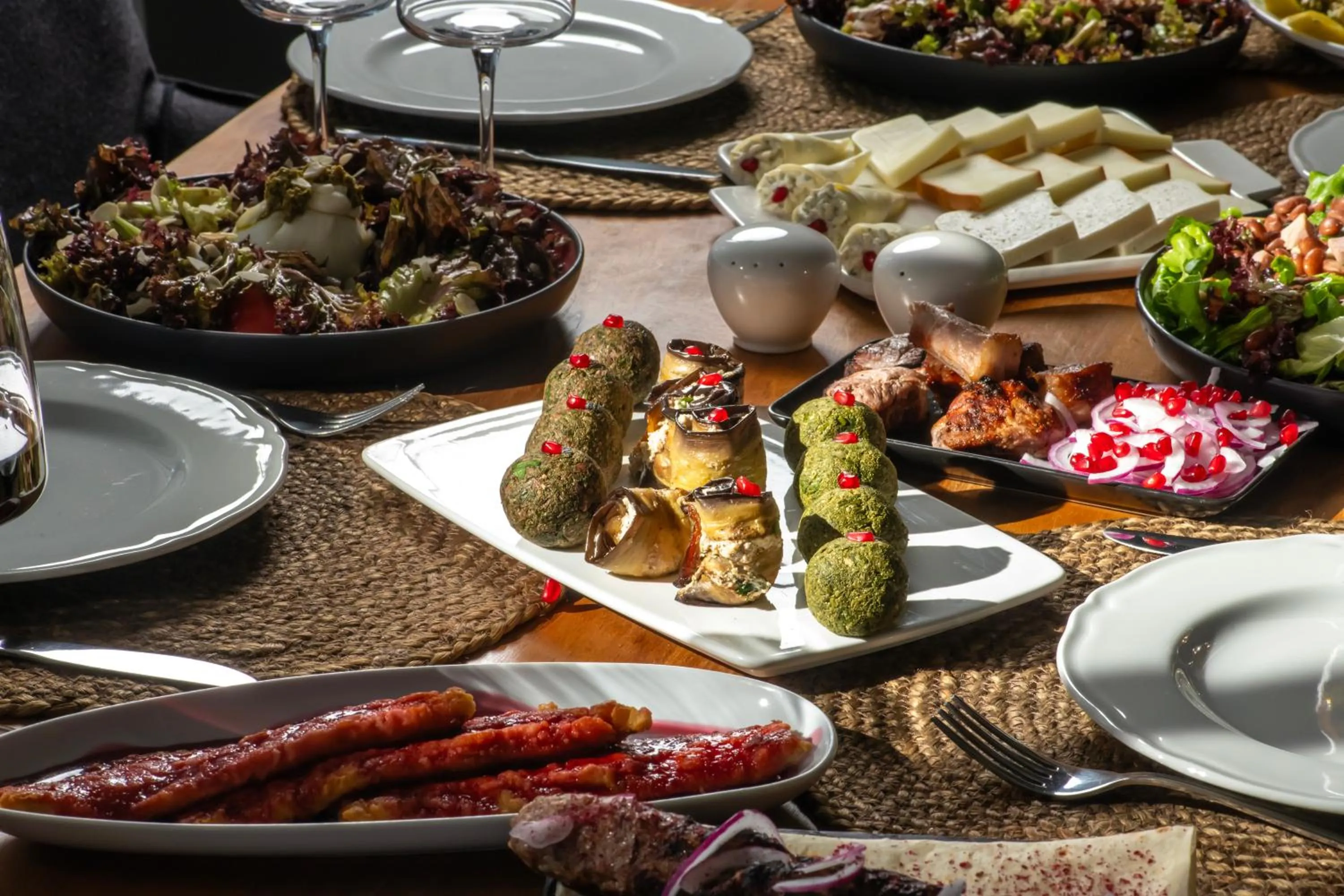 Food and drinks in Kabadoni Boutique Hotel