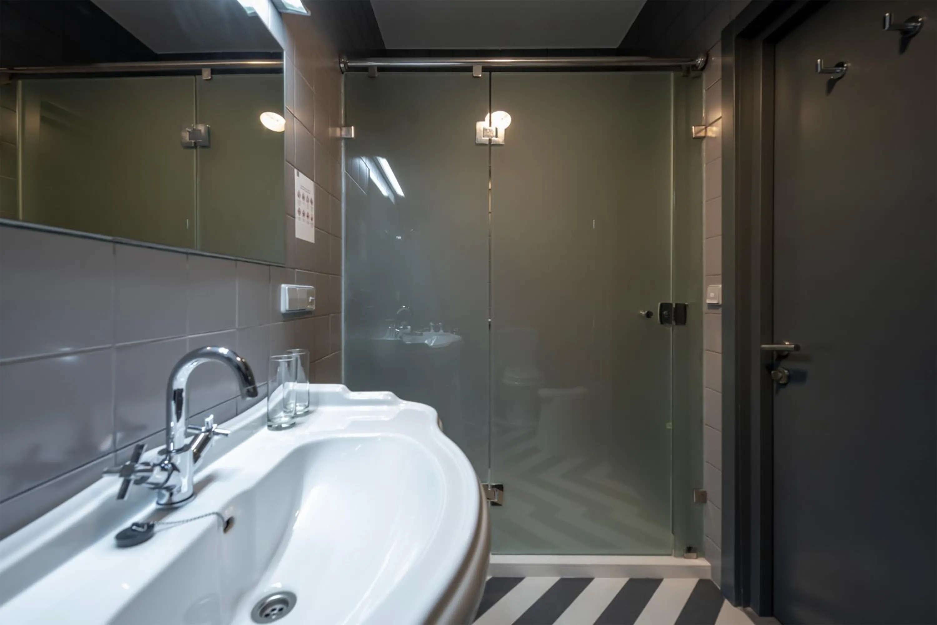 Shower in Kabadoni Boutique Hotel