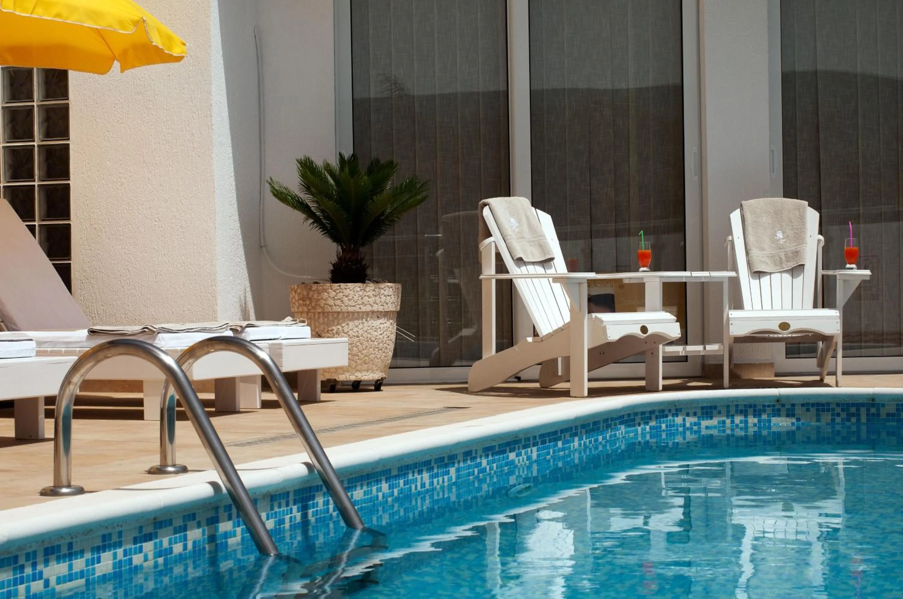 Swimming pool in Villa Tenžera