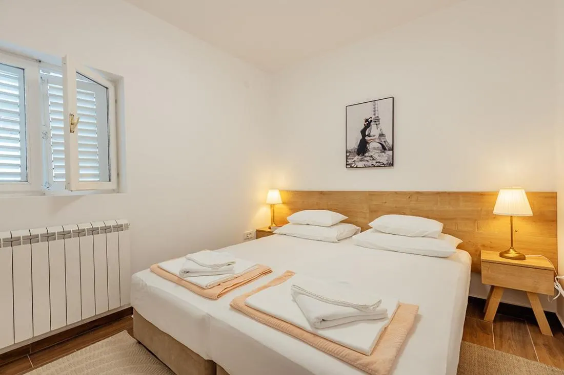 Bedroom, Bed in Villa Tenžera