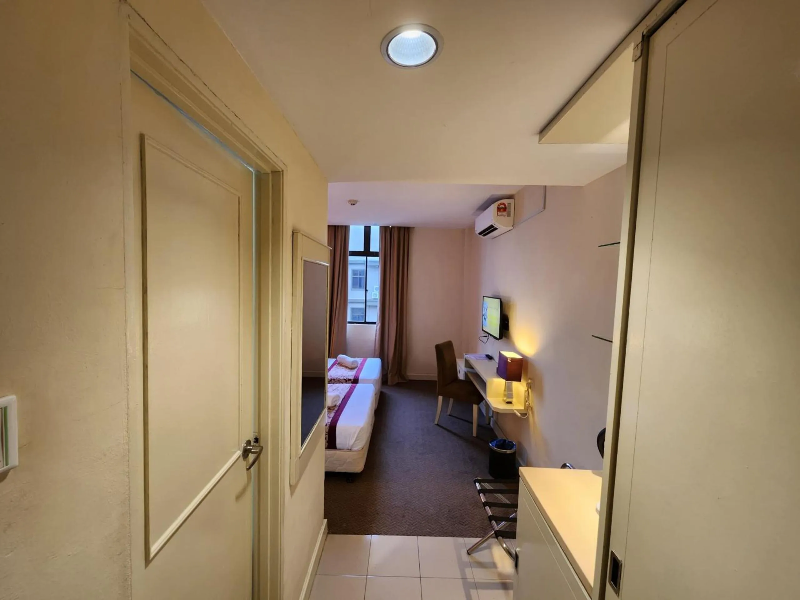 The Grand Puteri Hotel