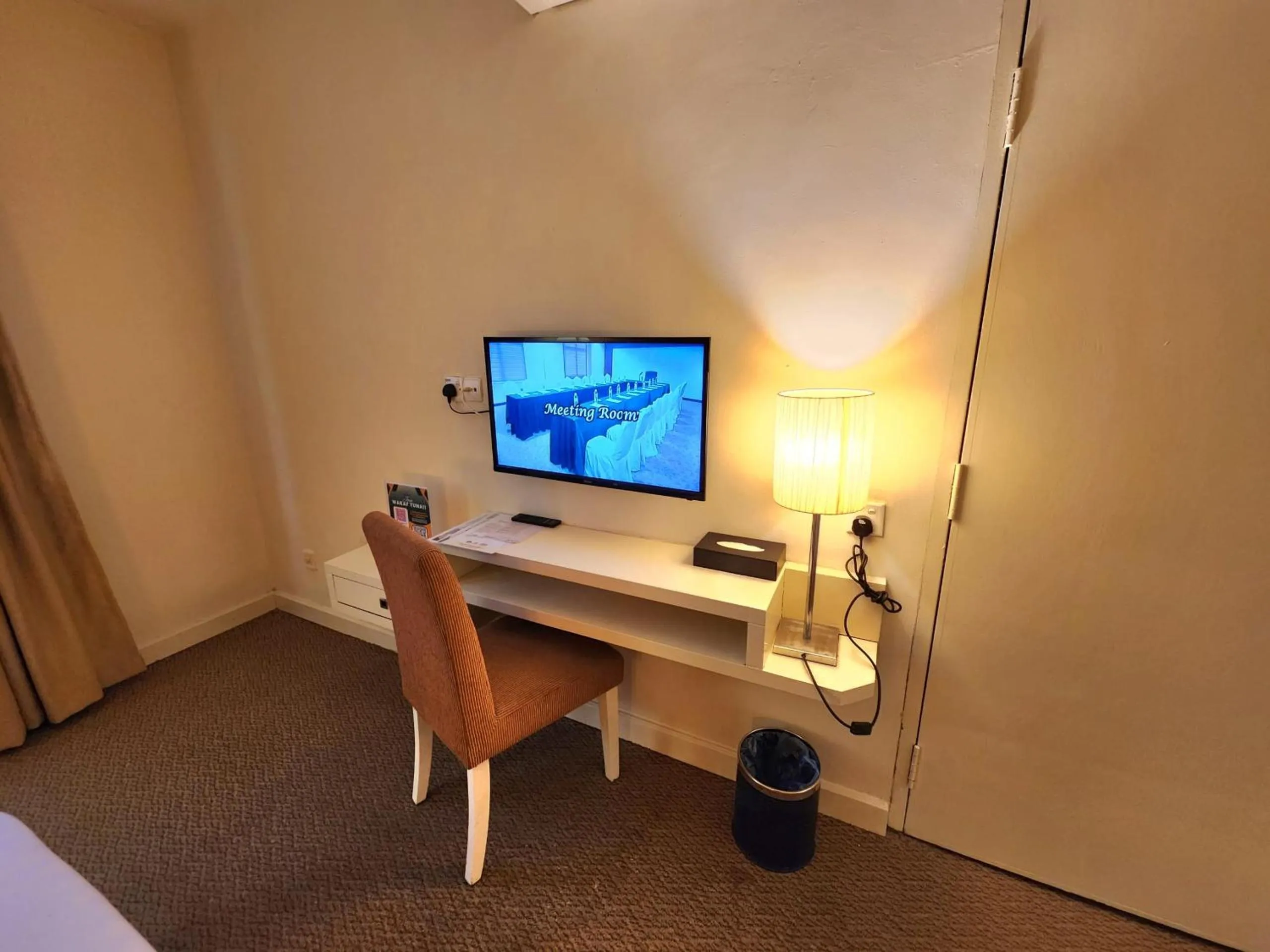 The Grand Puteri Hotel