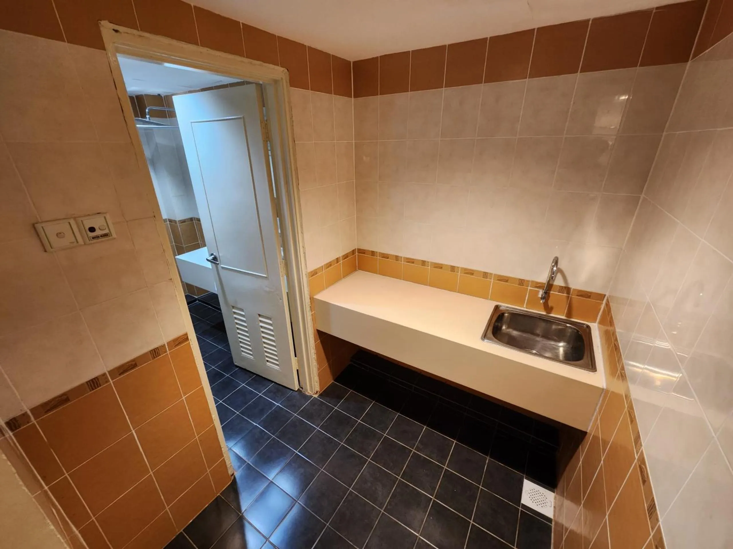 The Grand Puteri Hotel