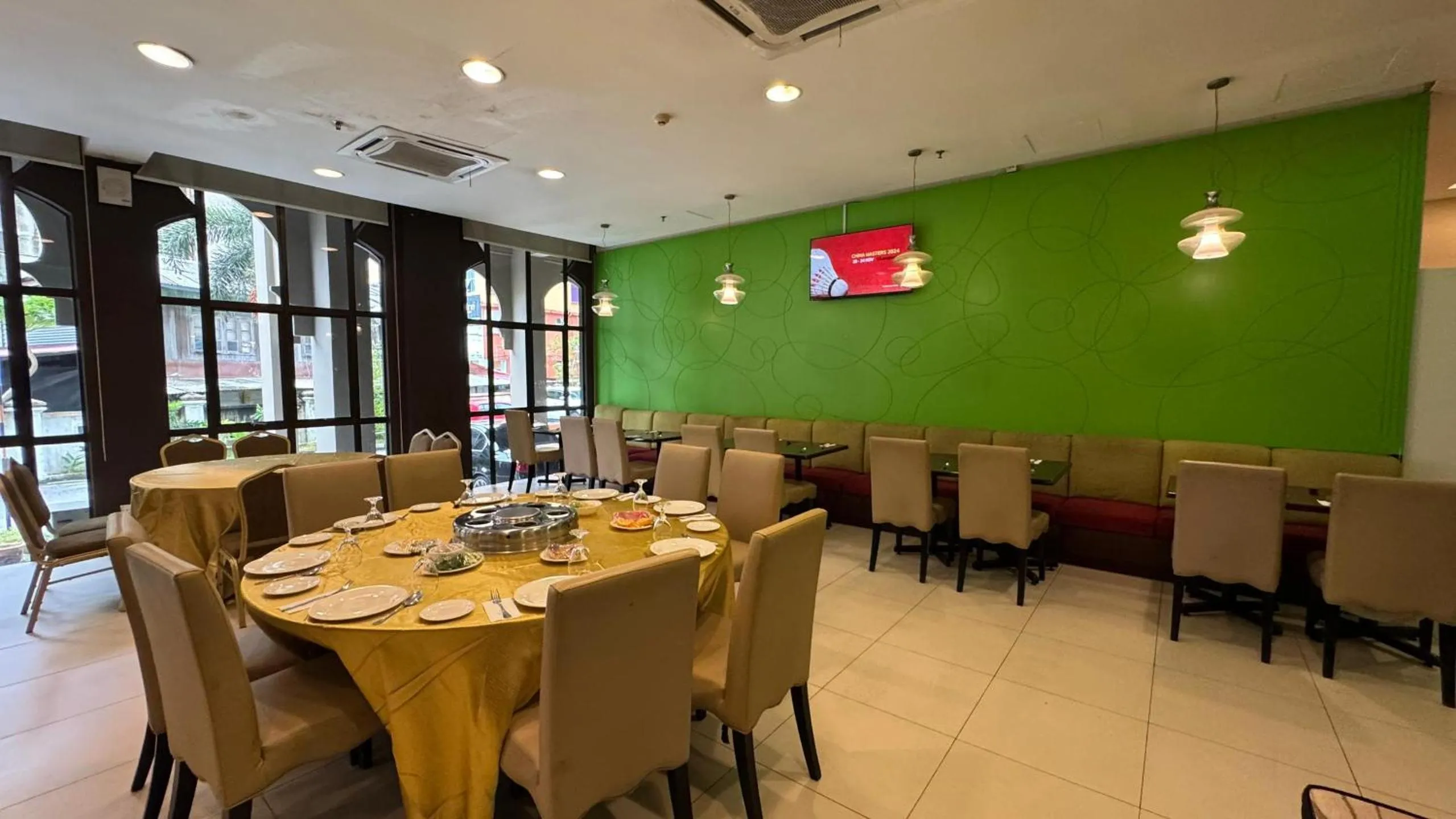 The Grand Puteri Hotel