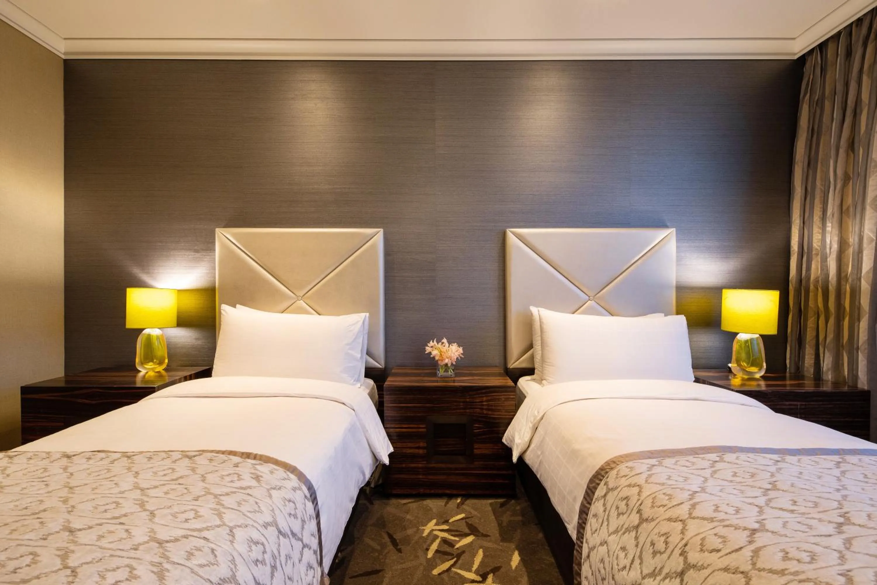 Decorative detail, Bed in Oakwood Premier Coex Center Seoul