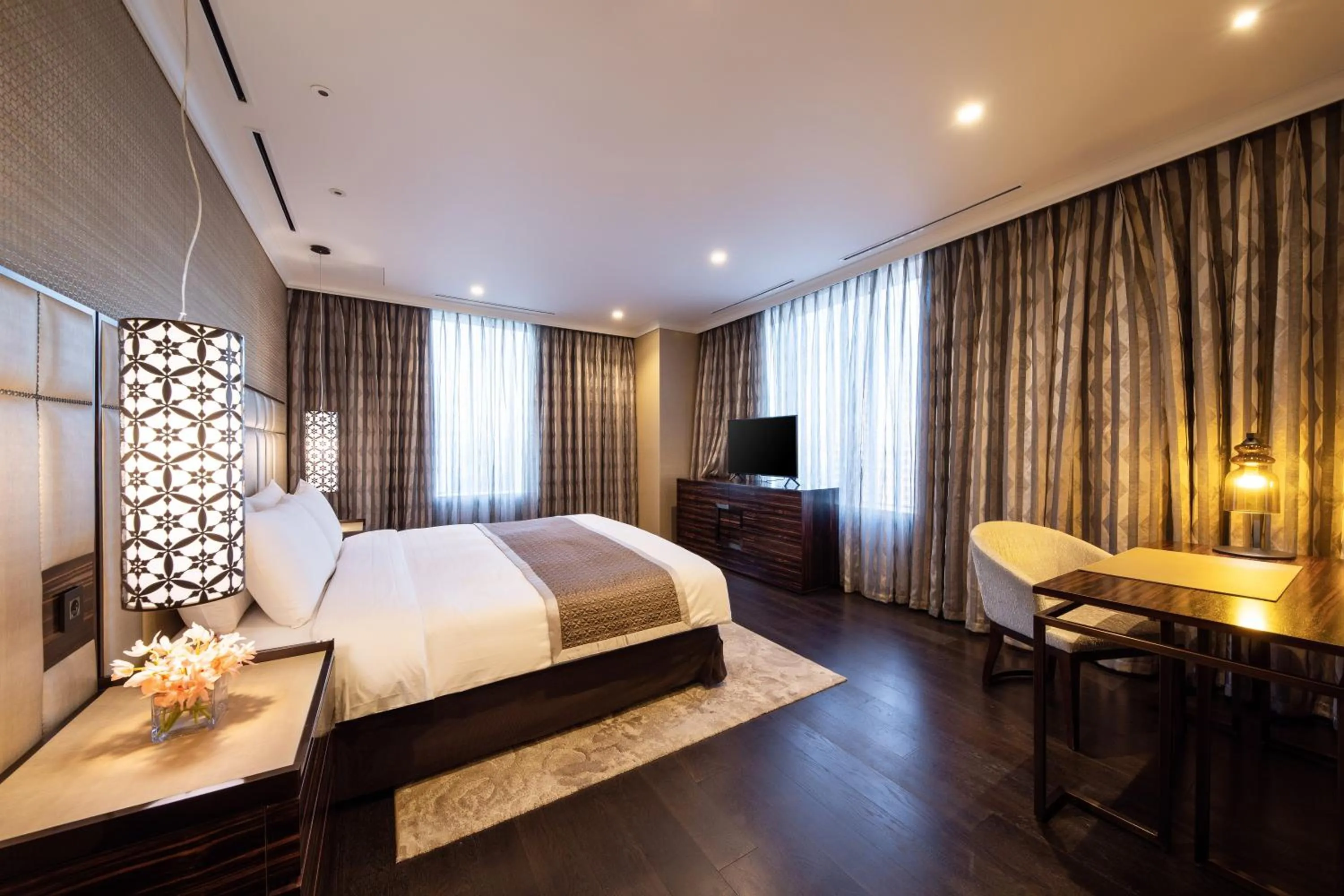 Decorative detail, Bed in Oakwood Premier Coex Center Seoul