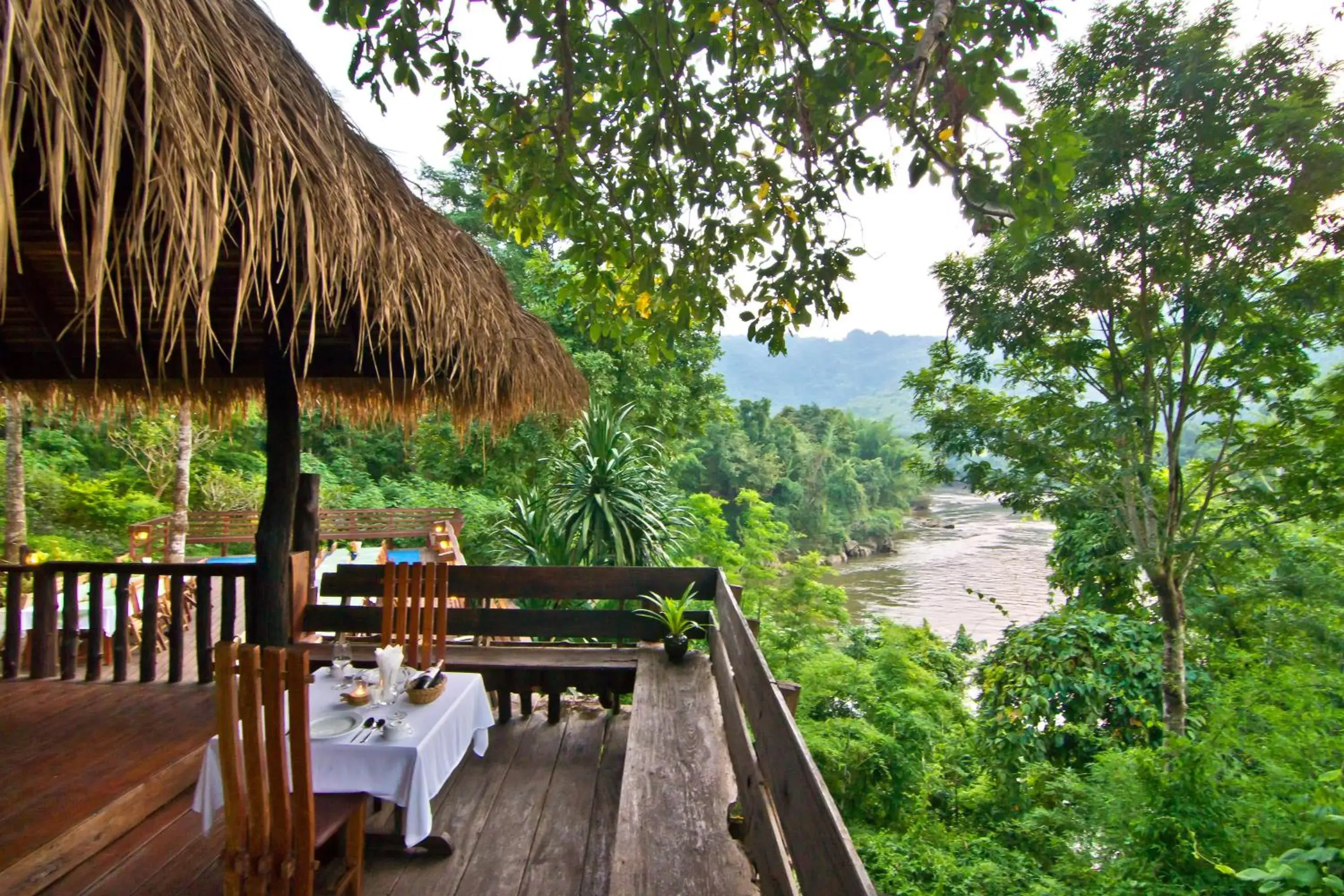 Restaurant/places to eat in Home Phutoey River Kwai Hotspring & Nature Resort Restaurant/places to eat in Home Phutoey River Kwai Hotspring & Nature Resort