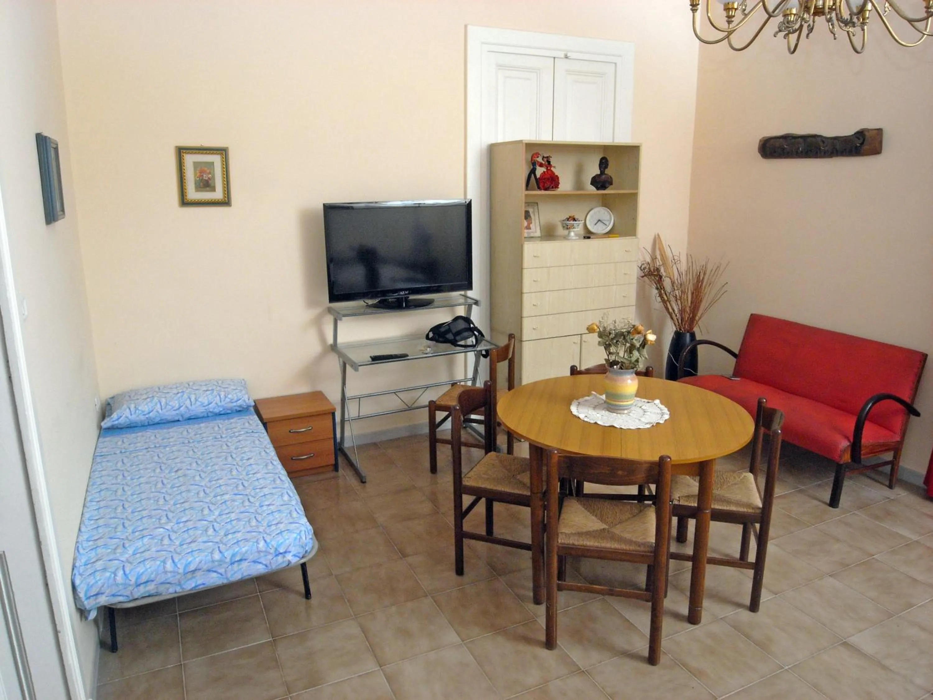 Photo of the whole room in AG HOME ADRAGNA