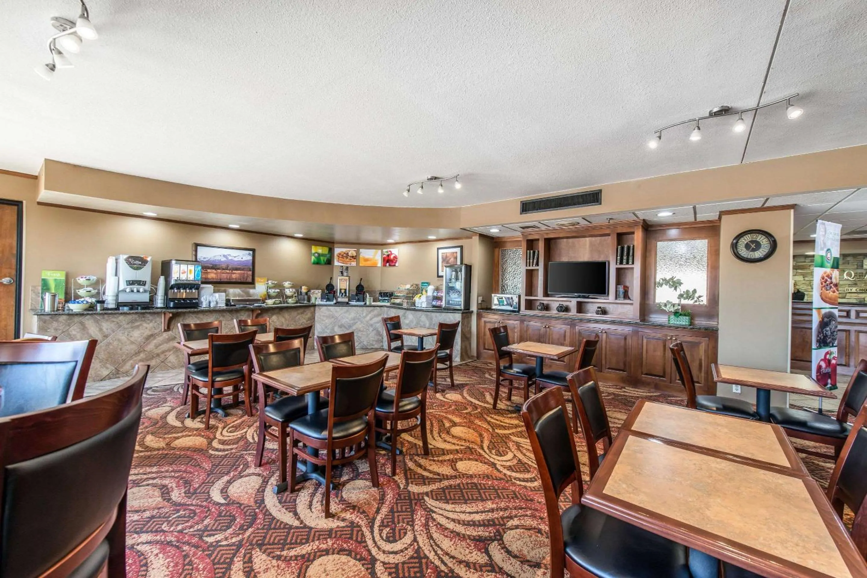 Restaurant/places to eat in Quality Inn Colorado Springs South