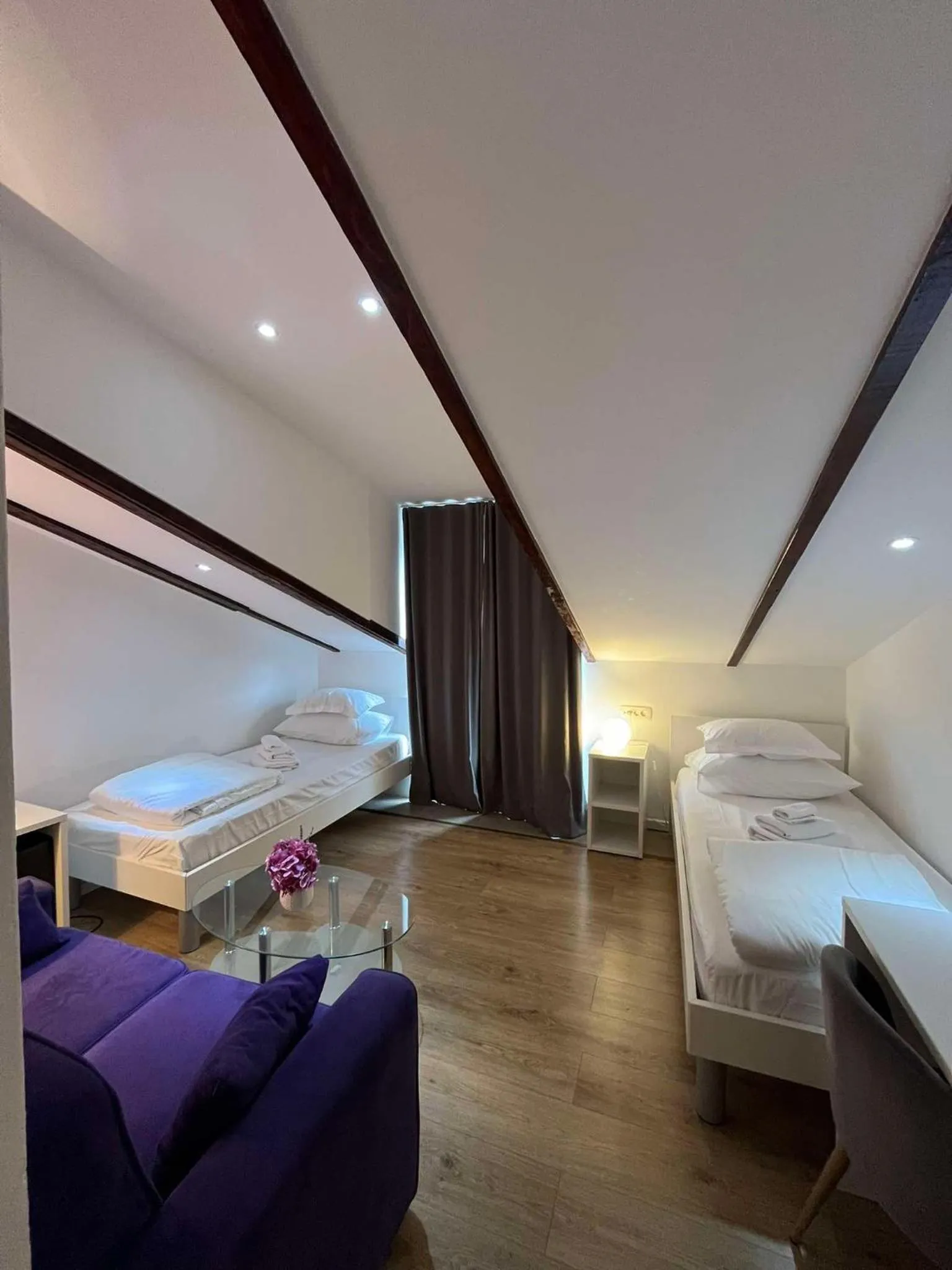 Twin Room with Sea View in Dela