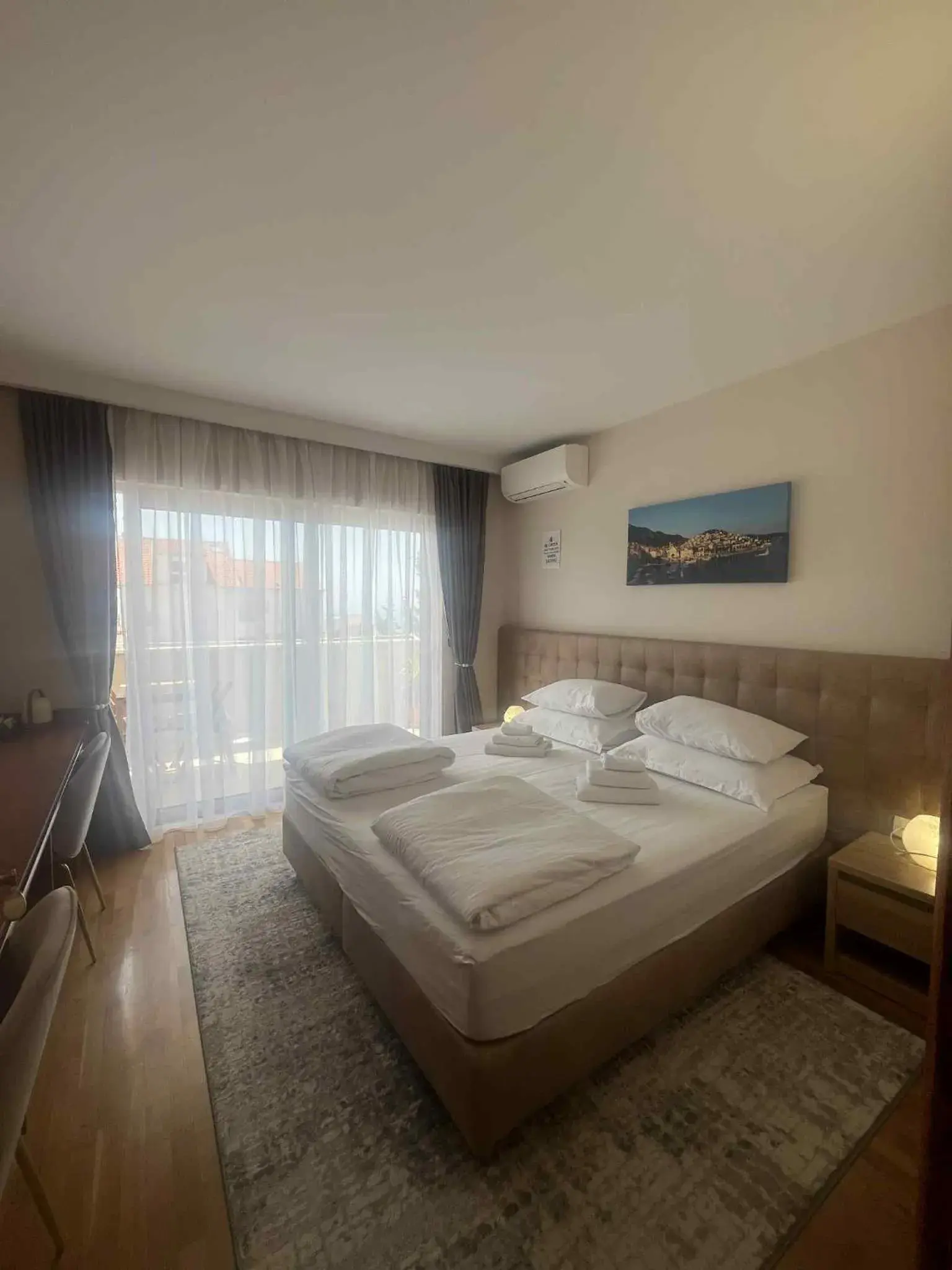 Double or Twin Room with Side Sea View in Dela Double or Twin Room with Side Sea View in Dela