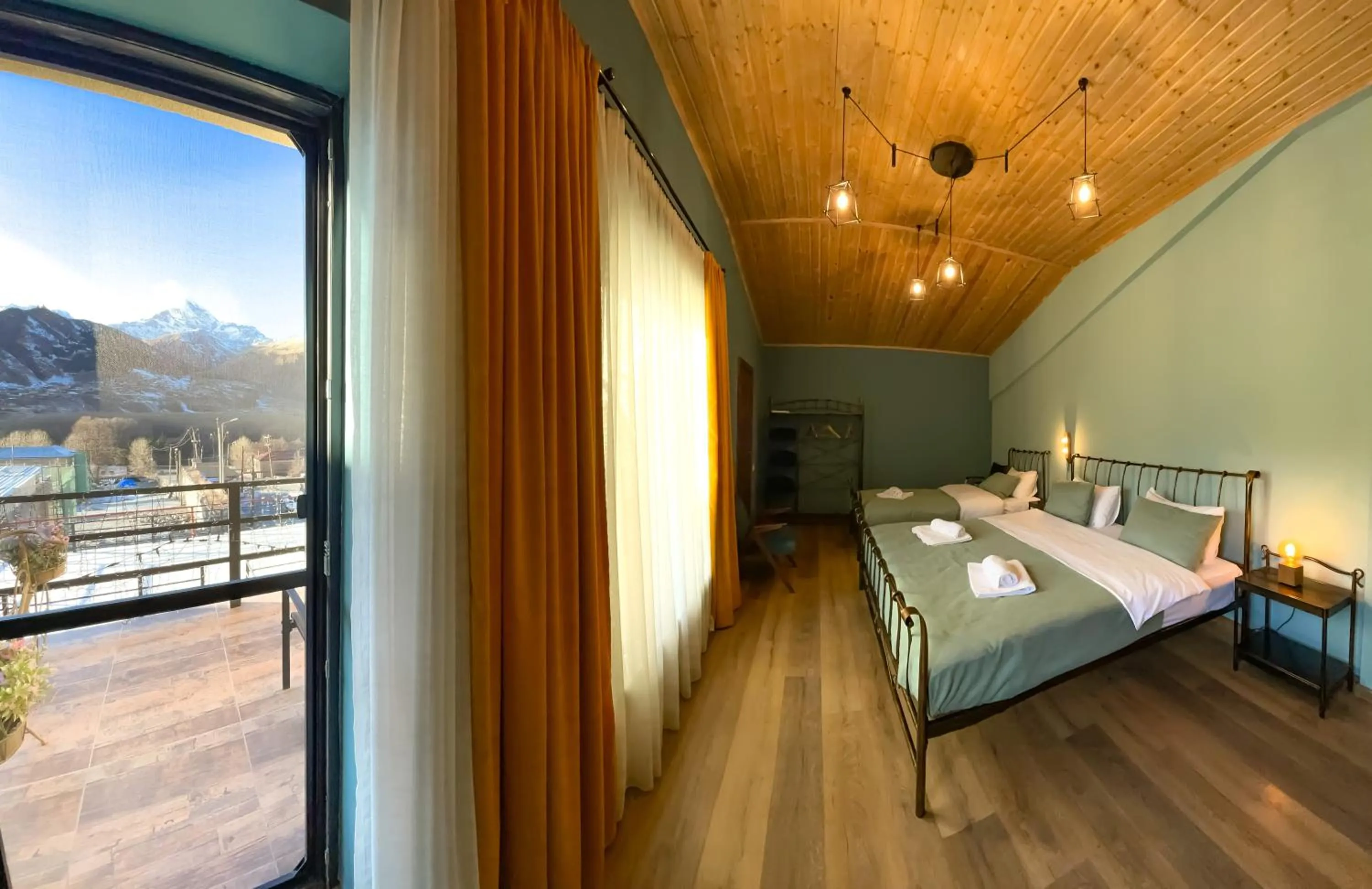 Photo of the whole room, Bed in Belmonte Kazbegi