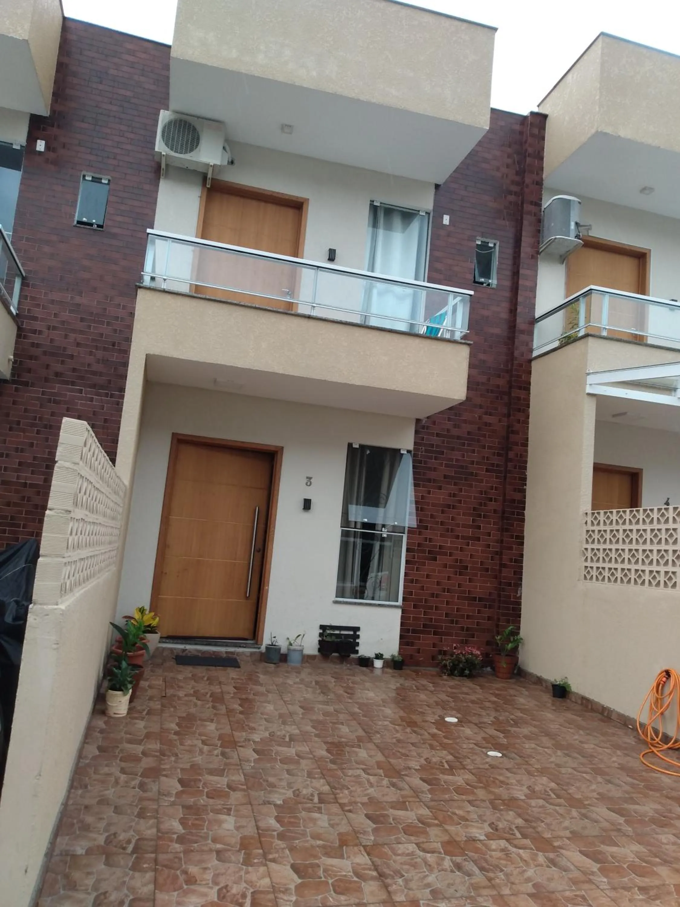 Property building in Casa na praia de ingleses